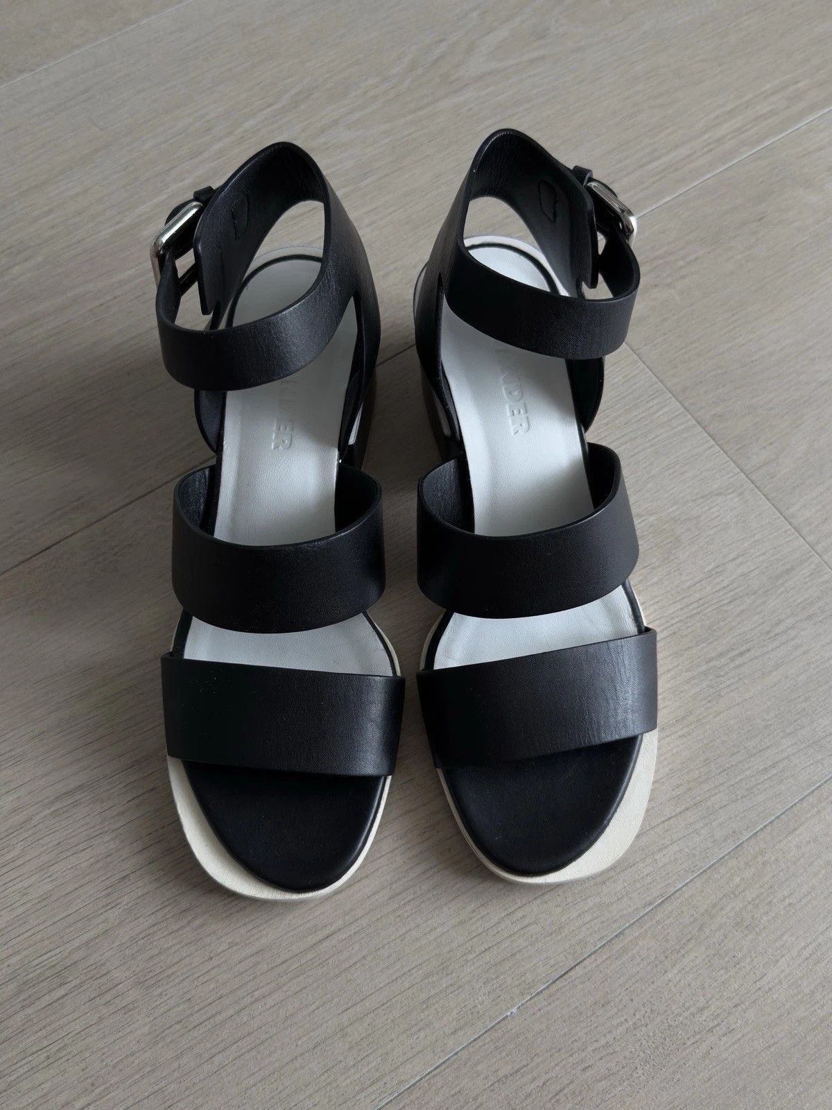 Jil Sander Jil Sander Women's Leather Straps Sandals Size 37 Size US 7 / IT 37 - 13 Thumbnail