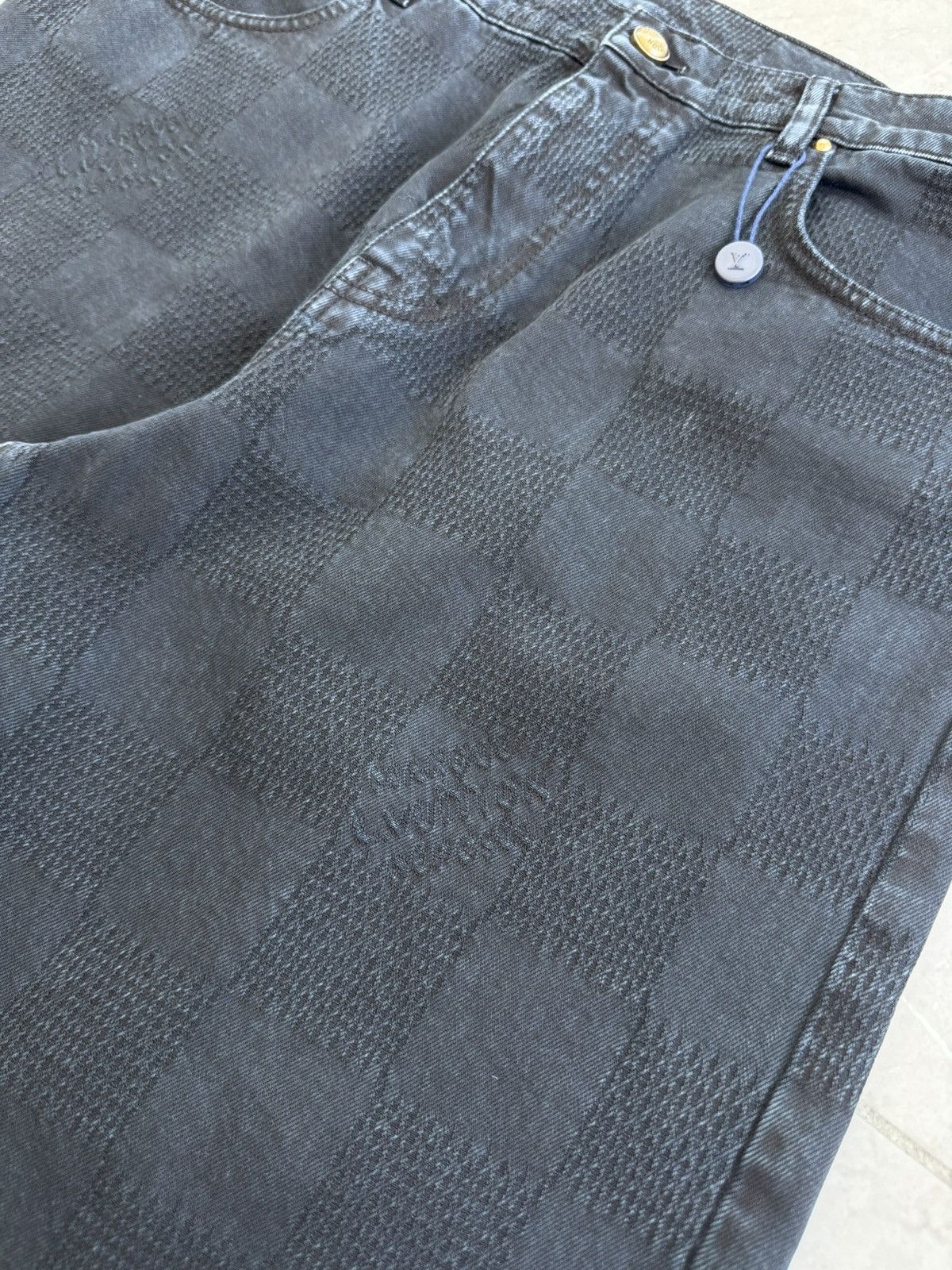 Louis Vuitton BLACK 3D DAMIER LV JEANS Size US 32 / EU 48 - 3 Thumbnail