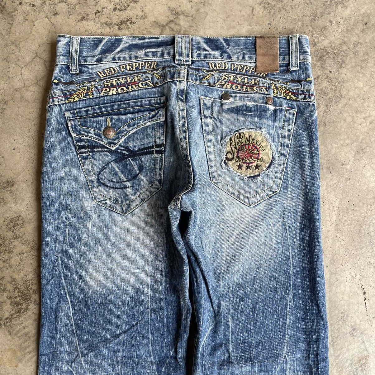 Japanese Brand 🔥🇯🇵Vintage Red Pepper Stoned Washed Distress Denim Jeans Size US 34 / EU 50 - 5 Thumbnail