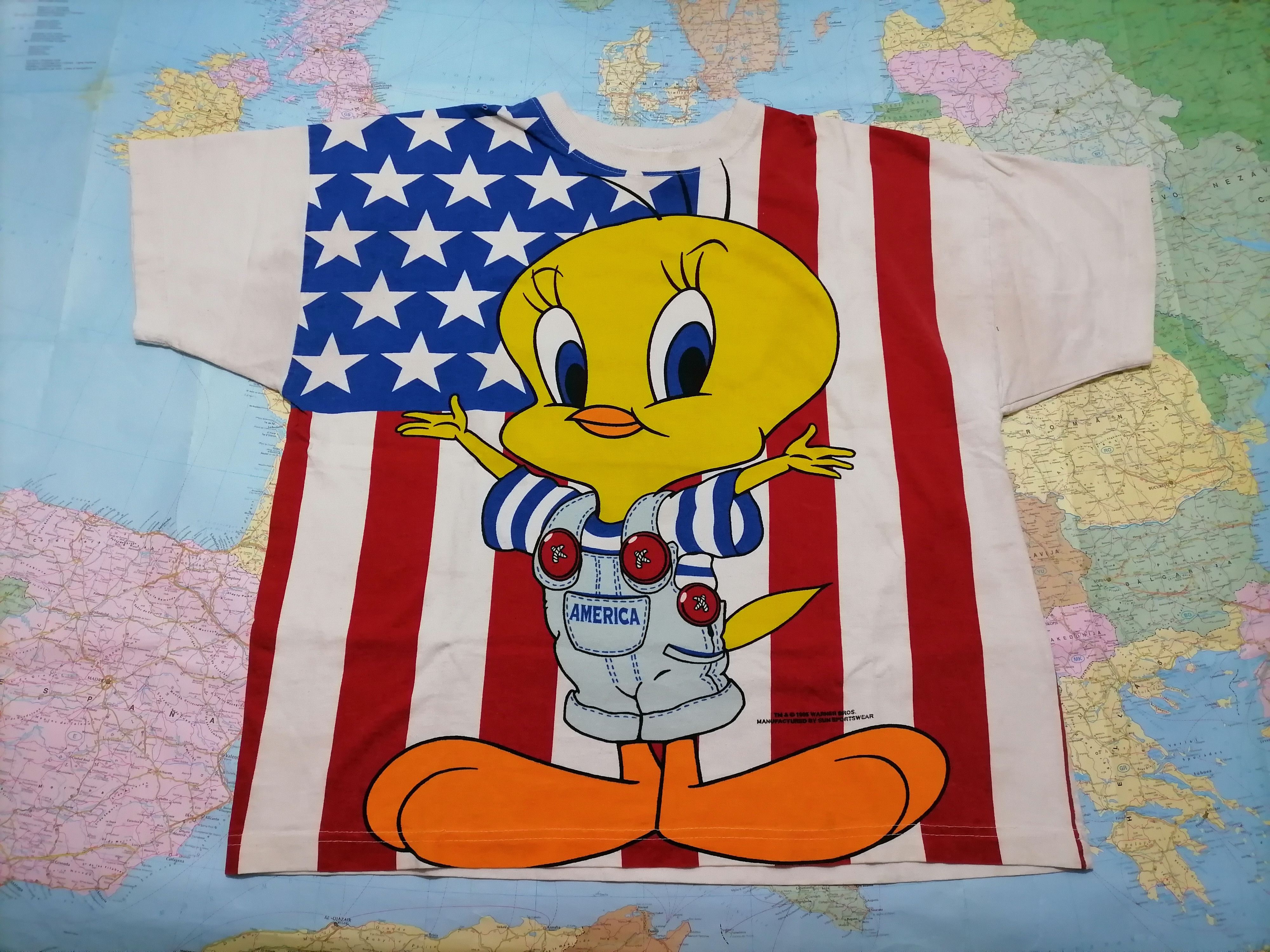 Warner Bros VintageTee Tweety Bird America , Size Large Size US L / EU 52-54 / 3 - 1 Thumbnail