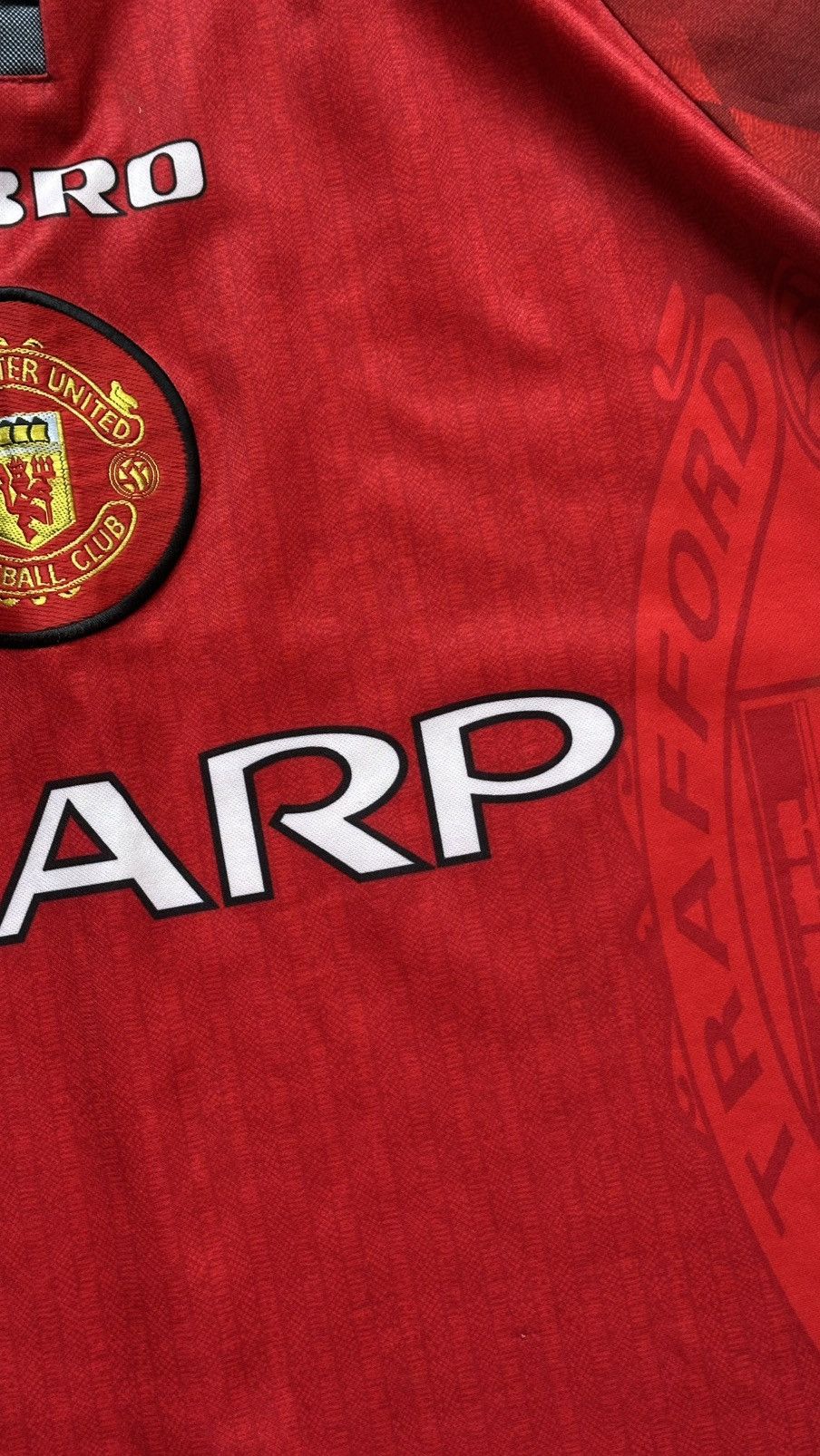 Umbro 1996/98 Umbro Manchester United Vintage Home Soccer Jersey Size US L / EU 52-54 / 3 - 7 Thumbnail