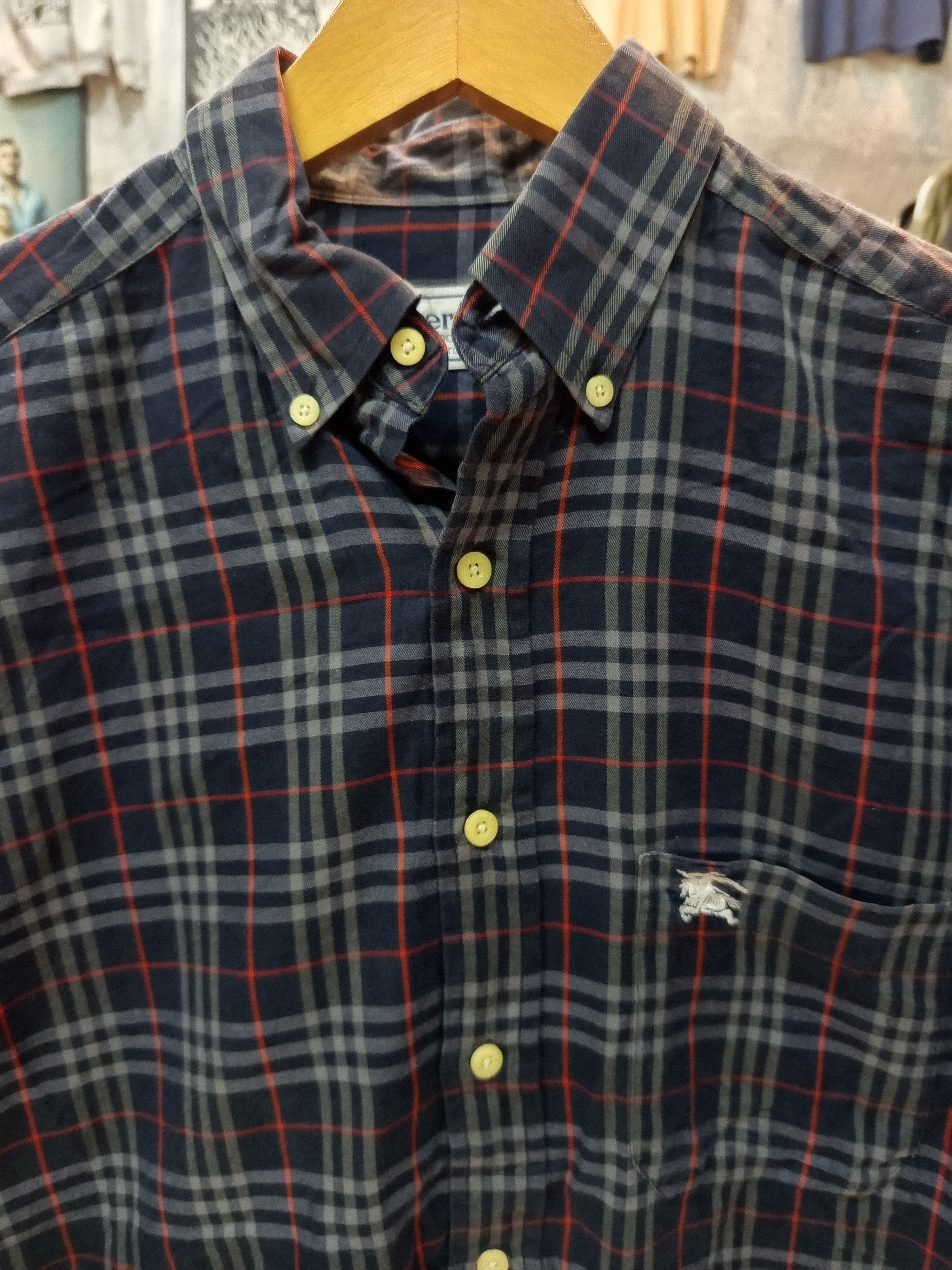 Burberry Burberrys Nova Check Plaid Button Down Shirt Size US S / EU 44-46 / 1 - 10 Thumbnail