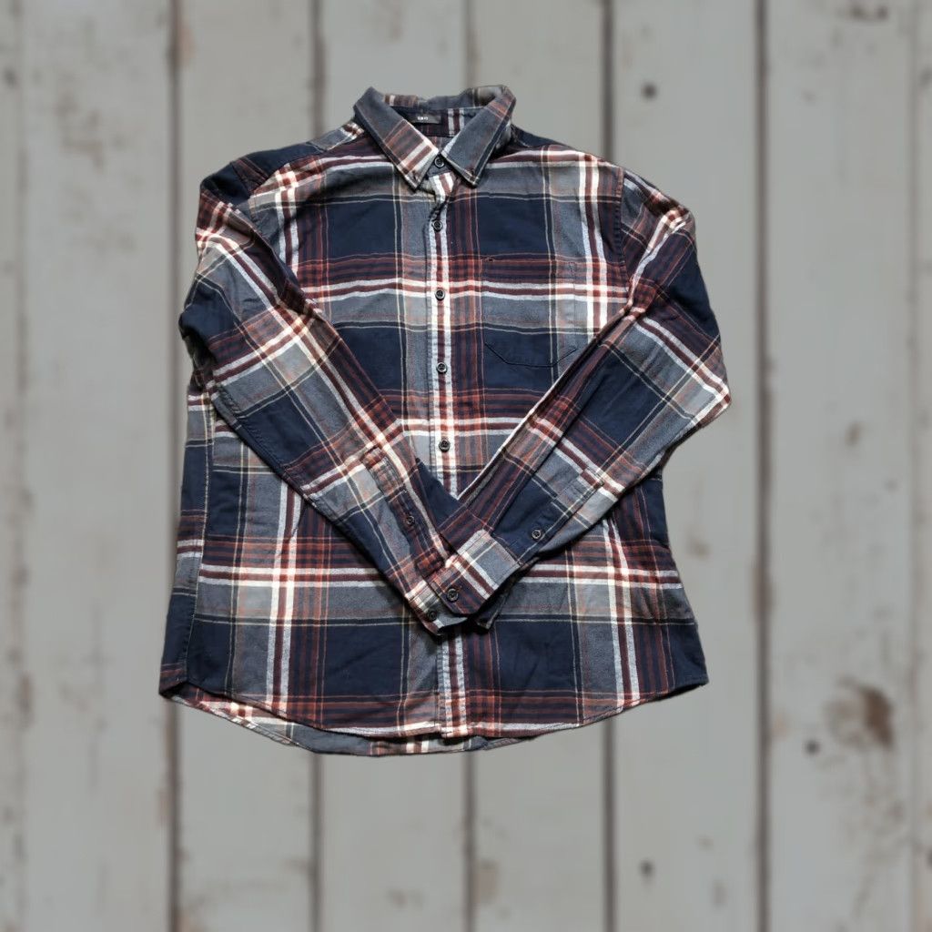 Eddie Bauer Eddie Bauer Shirt Mens Large Blue Gray Plaid Flannel Slim Fit Button Down Pocket Size US L / EU 52-54 / 3 - 1 Thumbnail