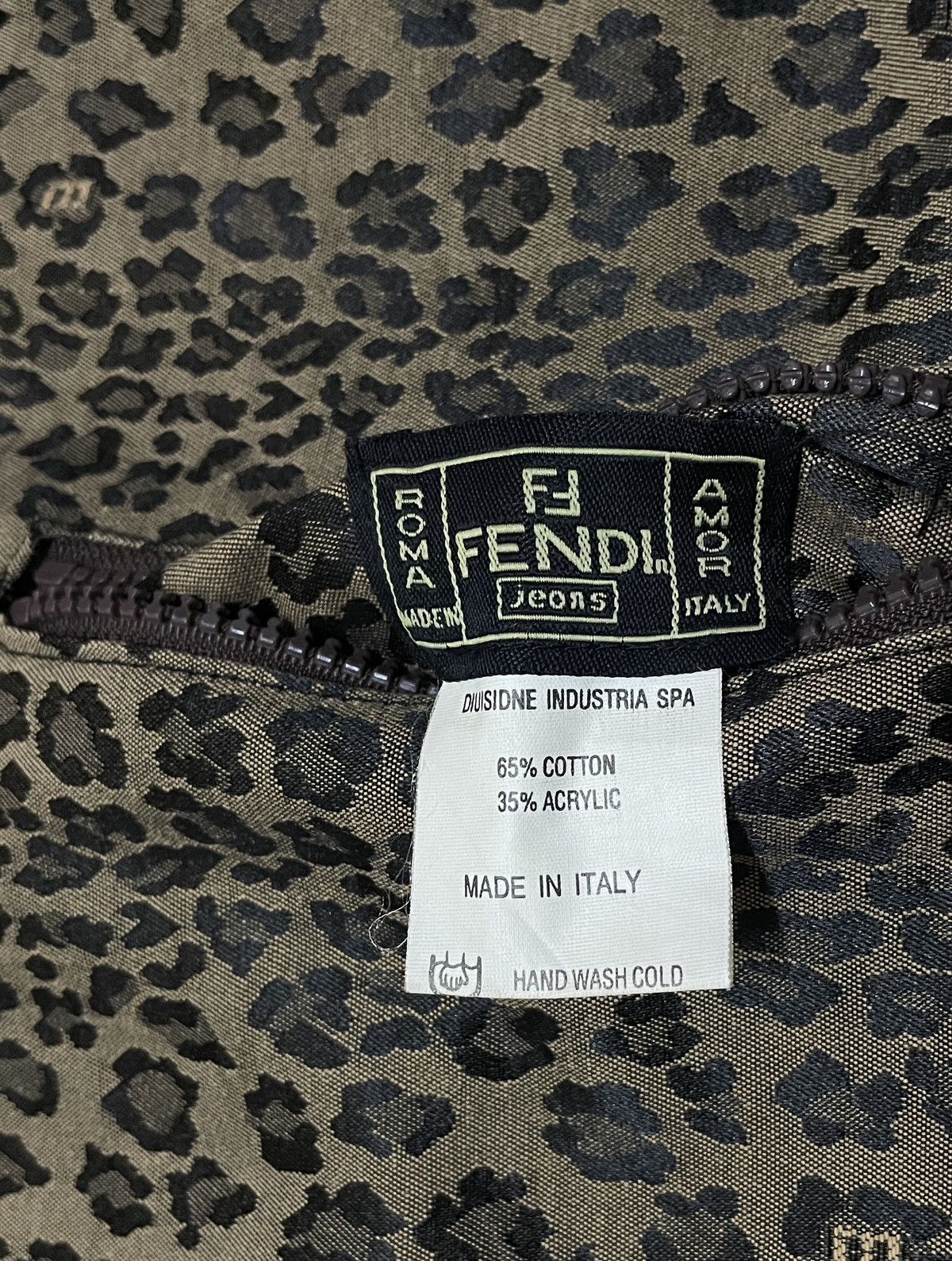 Fendi Very Rare Design Vintage Brand Fendi Reversible Hoodie 1990s Size US L / EU 52-54 / 3 - 13 Thumbnail