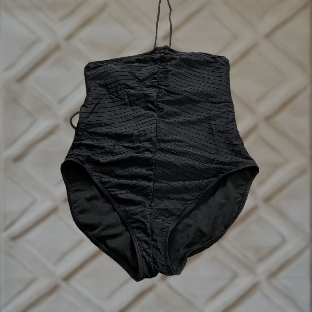 Vintage Time And Tru Swimsuit Womens XL Black Textured One Piece Halter Bathing Suit Size XL / US 12-14 / IT 48-50 - 1 Thumbnail