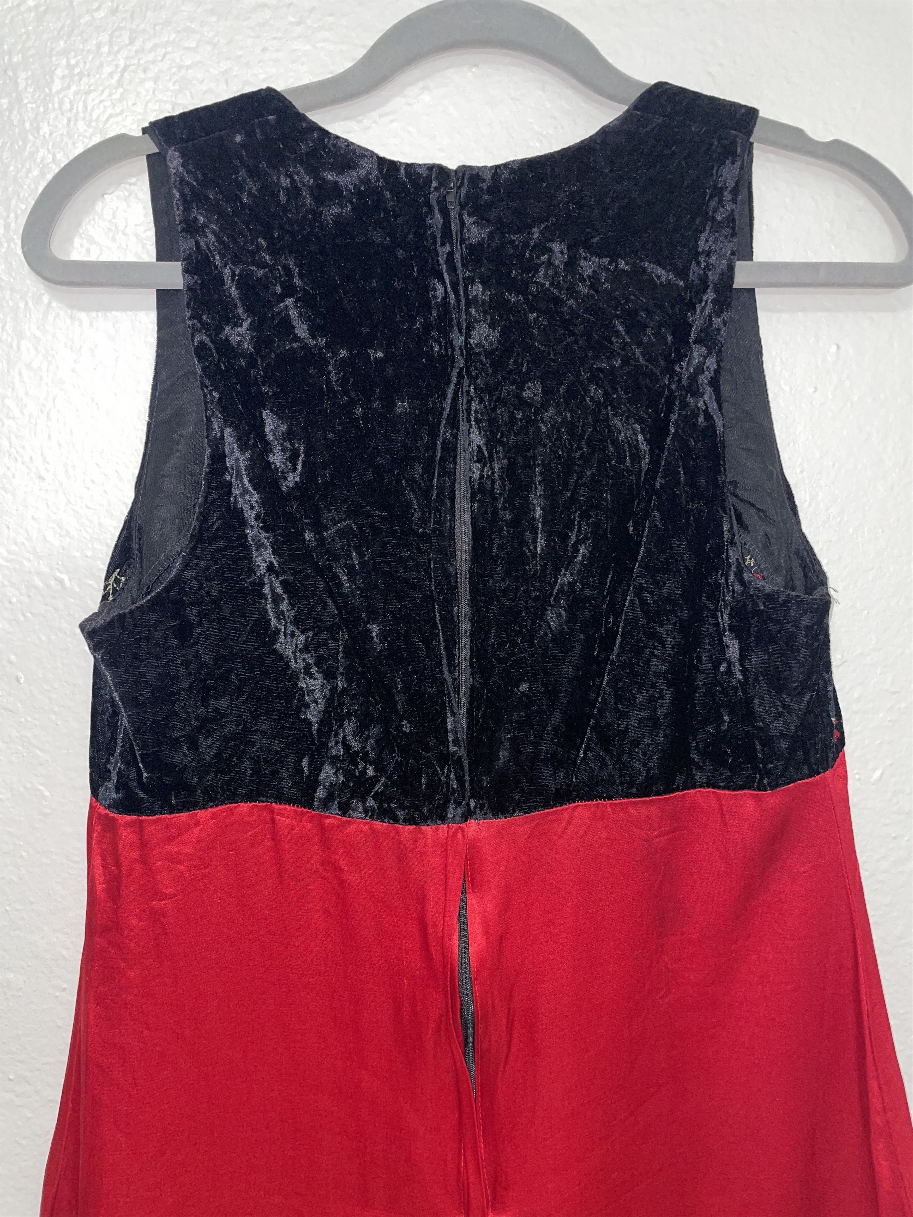 XOXO XOXO small red flower dress Size S / US 4 / IT 40 - 5 Thumbnail