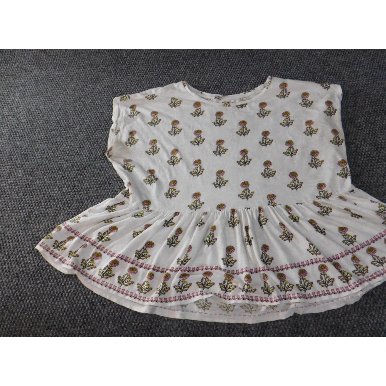 Ann Taylor Loft Ann Taylor Loft Blouse Sleeveless White Floral Round Neck Casual Stretch M Womens Size M / US 6-8 / IT 42-44 - 2 Thumbnail