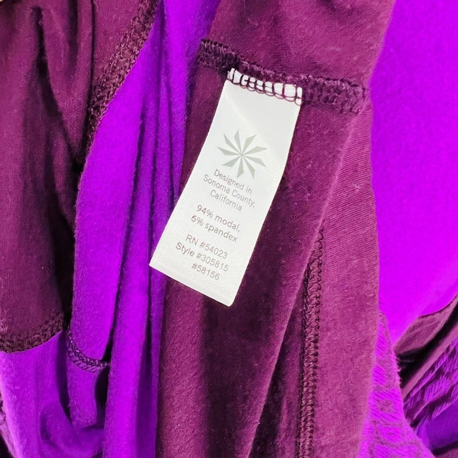 Athleta Athleta Two Tone Purple Print V-neck Long Sleeve Modal Wrap Size XL / US 12-14 / IT 48-50 - 7 Thumbnail