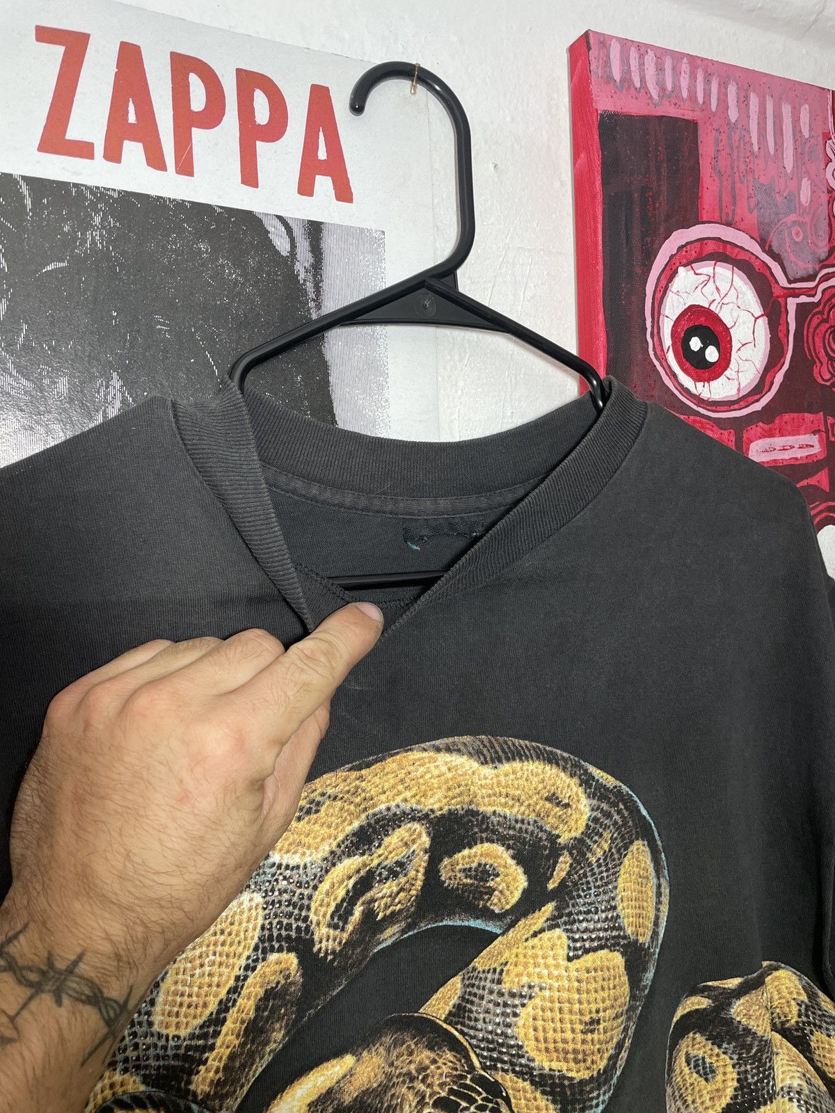 Vintage VINTAGE SNAKE PRINT BIG GRAPHIC Size US L / EU 52-54 / 3 - 4 Thumbnail