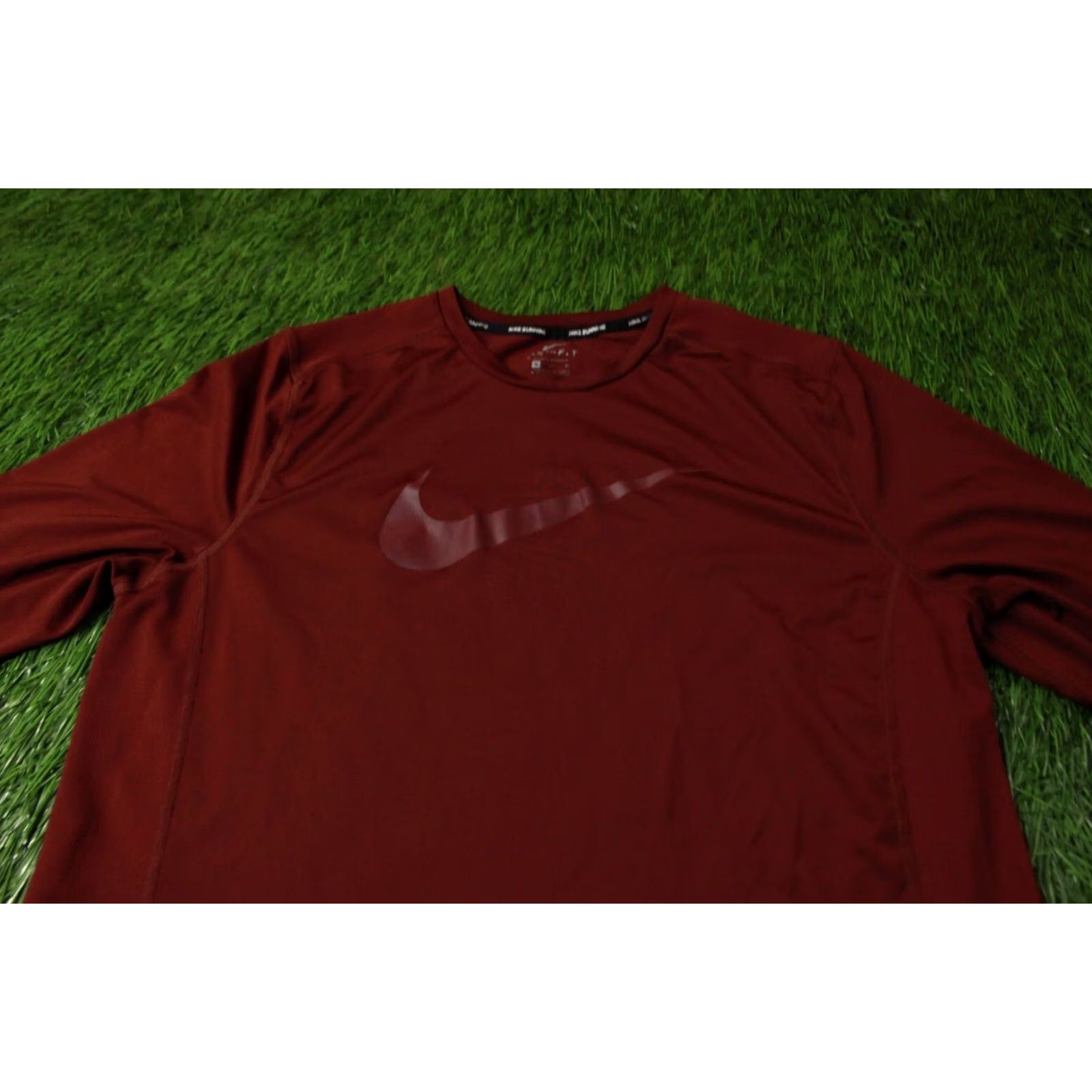 Nike Nike Dri-Fit 2017 Running Running Men Shirt Jersey T-Shirt XL Black and Gray Nike Shirt XL Men T-Shirt 2017 Running ModelRunning Mens XL Shirt Size US XL / EU 56 / 4 - 2 Thumbnail