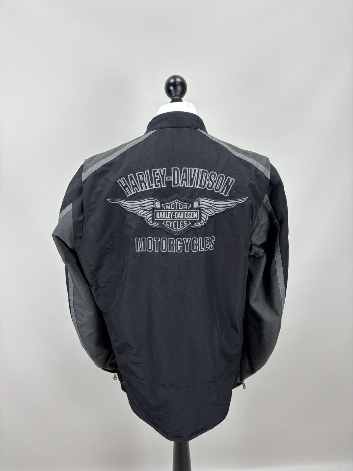 Harley Davidson Mens jacket Harley Davidson Size XL Color Black/Gray Size US XL / EU 56 / 4 - 7 Thumbnail
