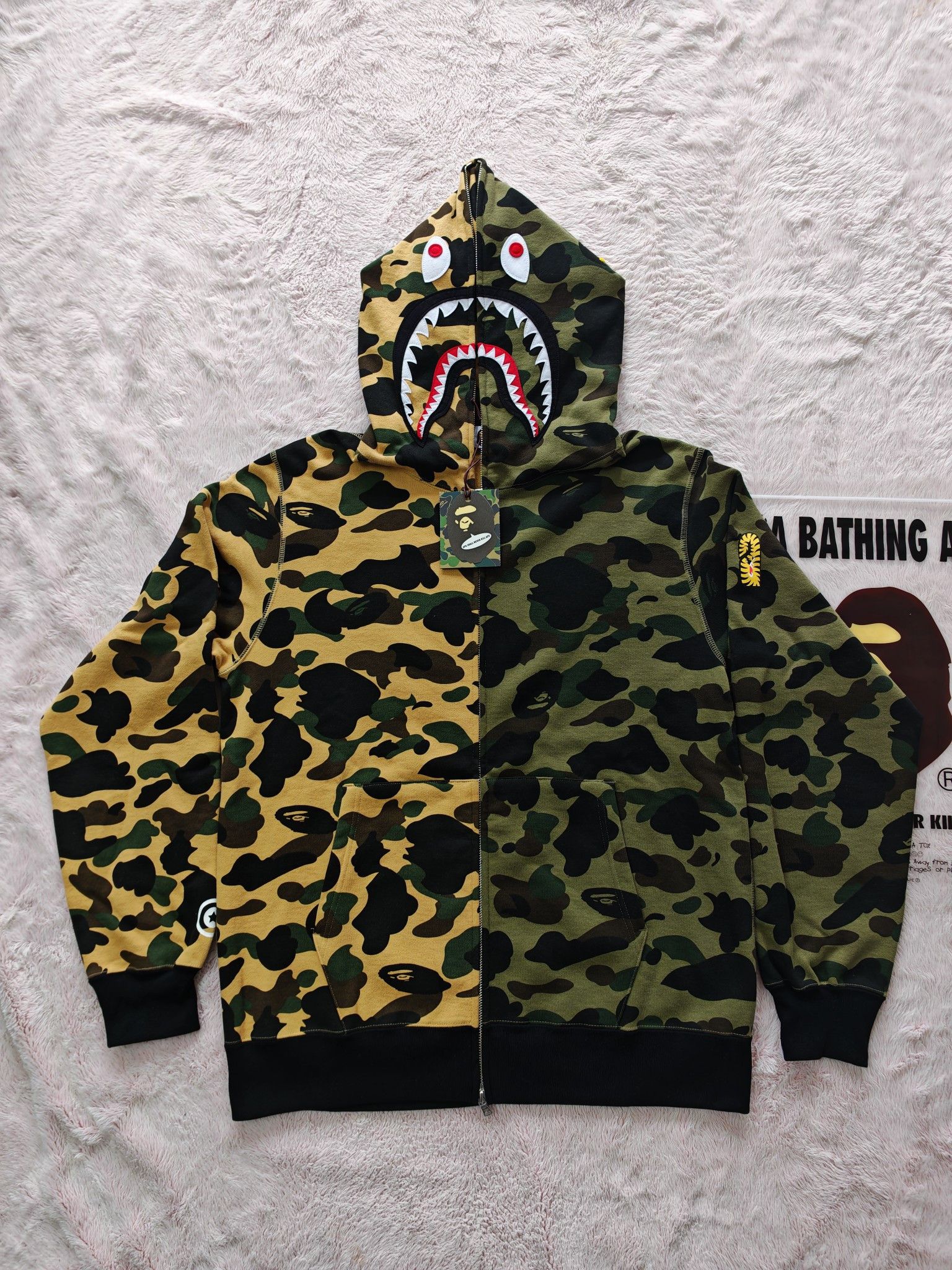 Bape A Bathing Ape Camo Full Zip Hoodie XXL Size US XXL / EU 58 / 5 - 1 Thumbnail