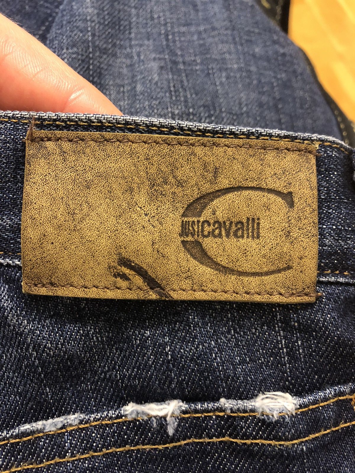 Just Cavalli JUST CAVALLI VINTAGE QUALITY BOOTCUT DENIM JEANS Size US 30 / EU 46 - 3 Thumbnail