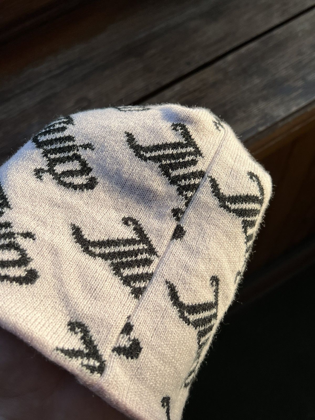 Juicy Couture Jeans Y2K Juicy Couture skull beanie Size ONE SIZE - 8 Thumbnail