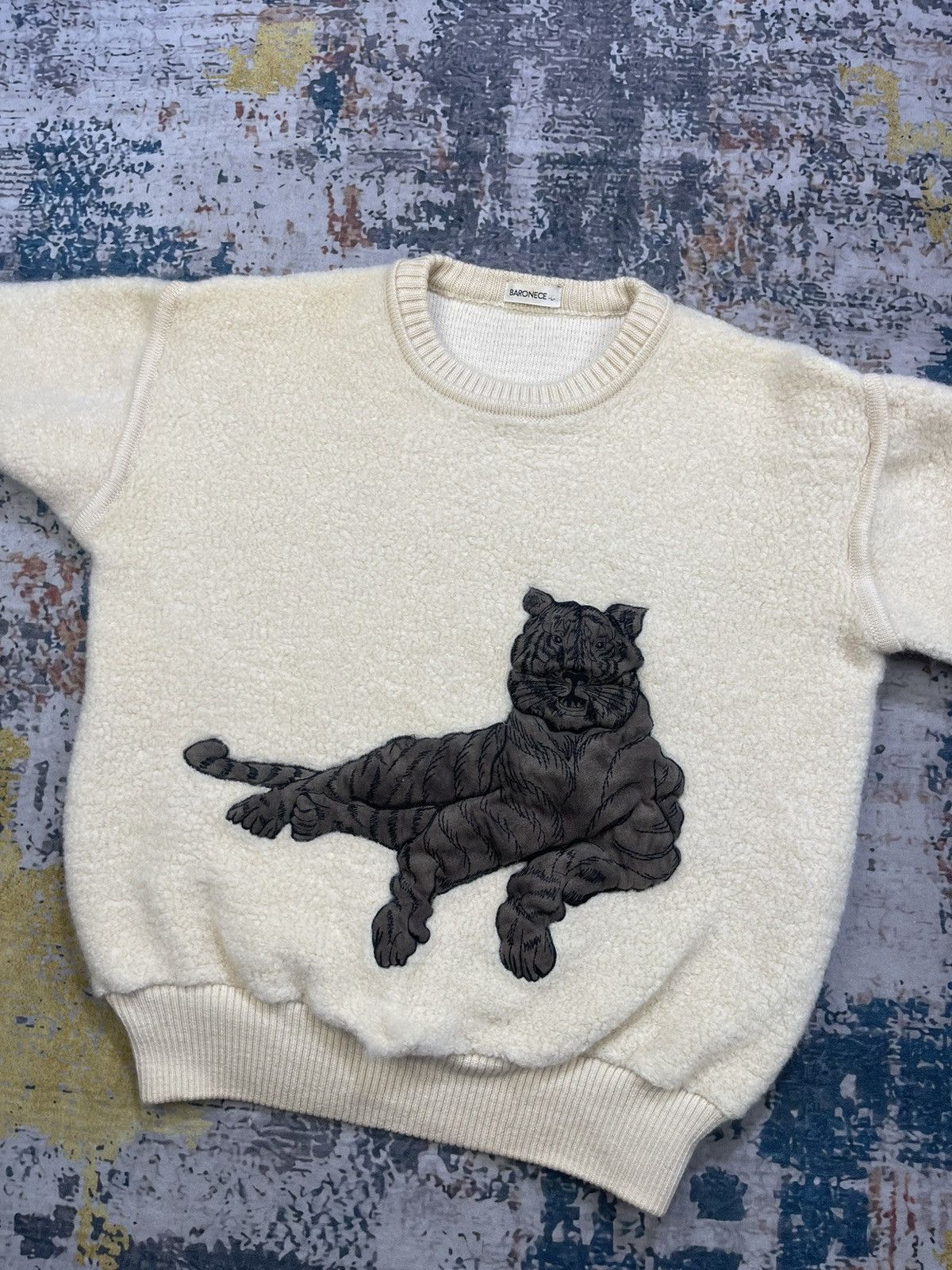Vintage Vintage Baronece Crewneck Deep Pile Knit Sweater Size L / US 10 / IT 46 - 4 Thumbnail