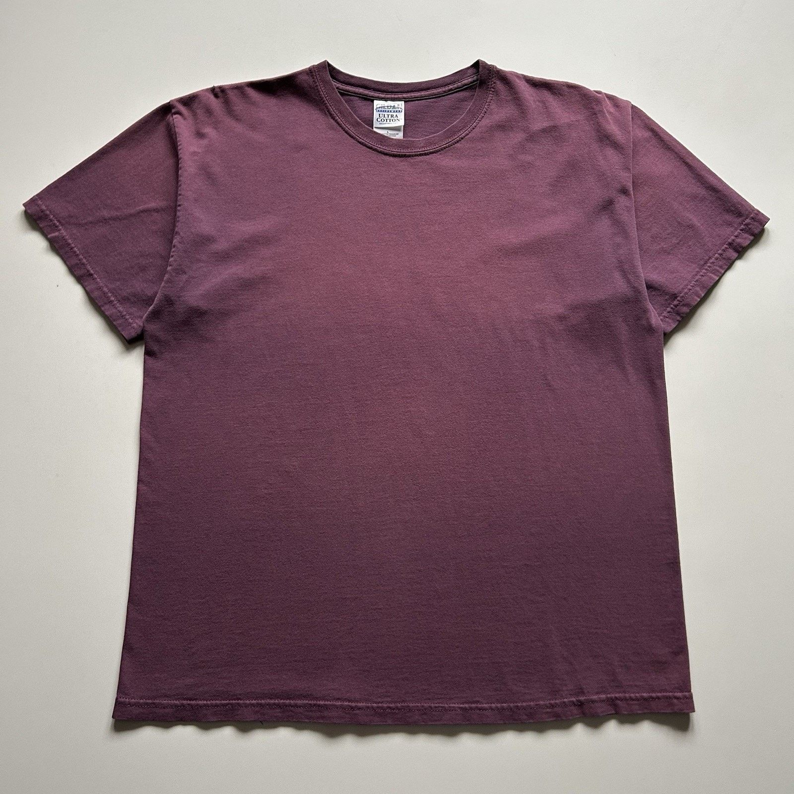 Gildan Vintage Faded Purple Blank T Shirt Large Y2K Gildan Cotton Size US L / EU 52-54 / 3 - 1 Thumbnail