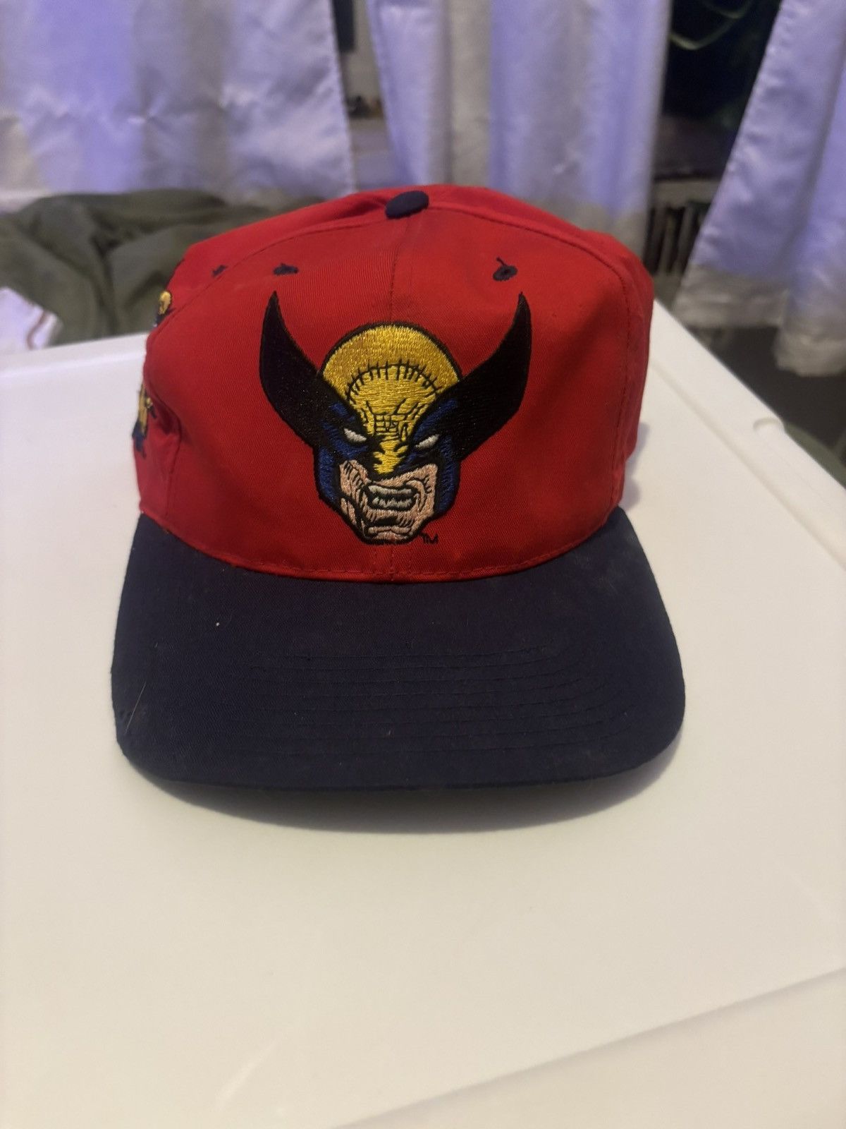 Vintage Vintage Marvel 1993 Wolverine Snapback Size ONE SIZE - 1 Thumbnail