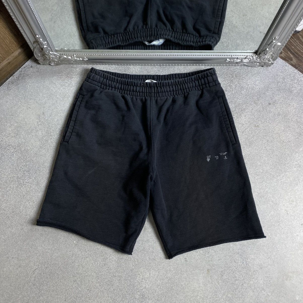 Off-White Off white shorts black M Size US 32 / EU 48 - 2 Thumbnail