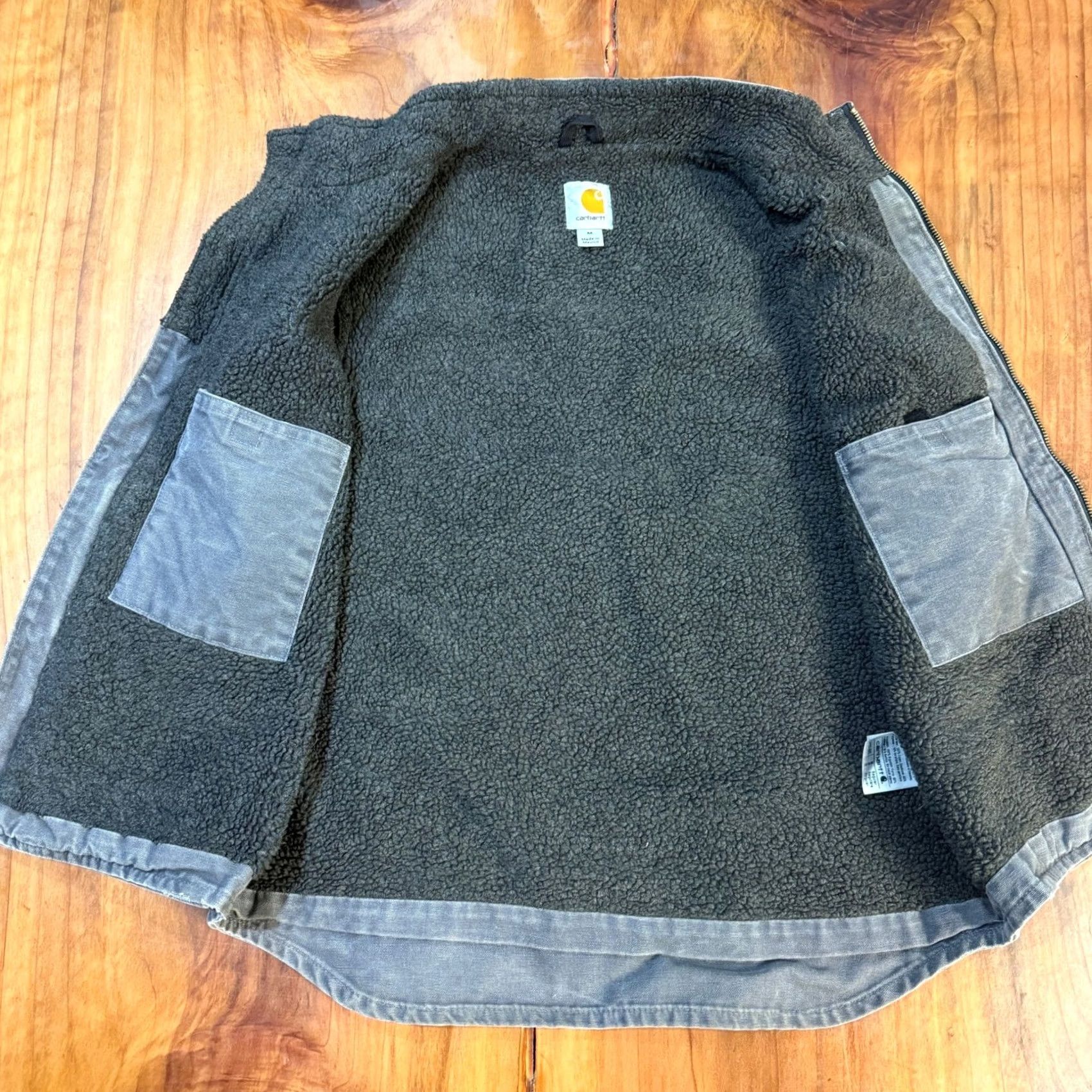 Carhartt Carhartt Vest Fleece Lined Gray M Zip Western Style Workwear Casual/Vintage 44 Chest Mens Regular Fit New title Size US M / EU 48-50 / 2 - 5 Thumbnail