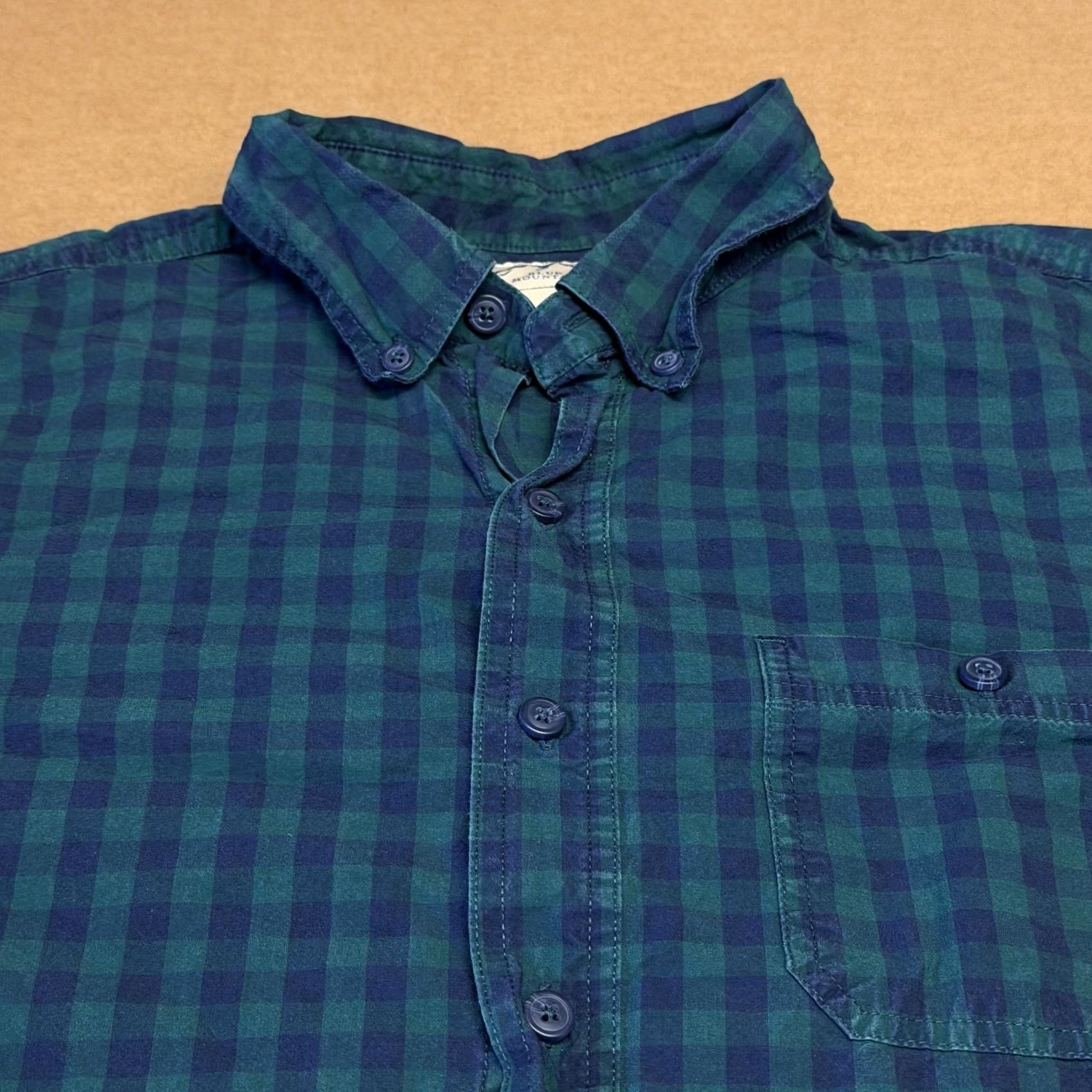 The Mountain Blue Mountain Shirt Mens Large Green Blue Check Plaid Button Up Long Sleeve Size US L / EU 52-54 / 3 - 2 Thumbnail