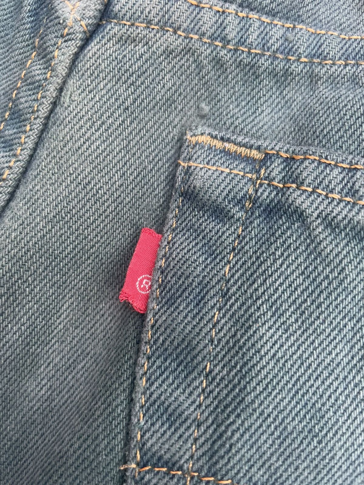 Levi's Vintage 1998 Levis 505 Single R Faded Distresed Size US 33 - 15 Thumbnail