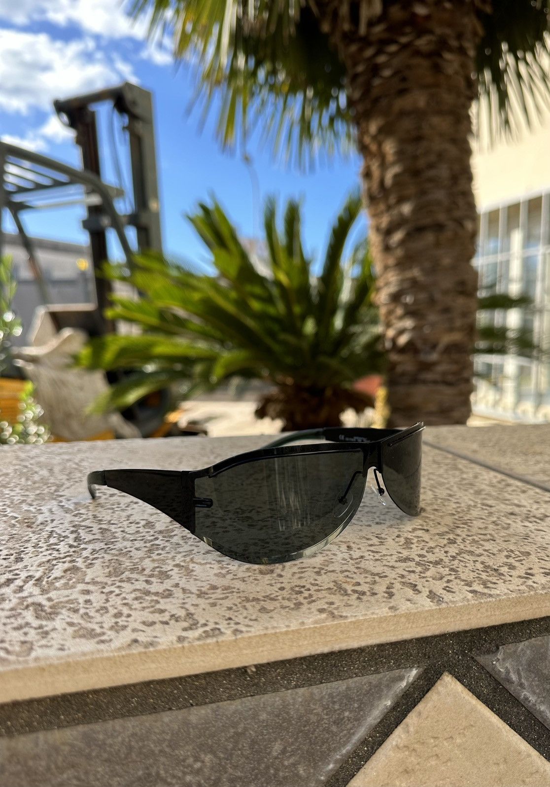 Gucci Gucci Sunglasses Dark Green GG 1728/S Size ONE SIZE - 1 Thumbnail