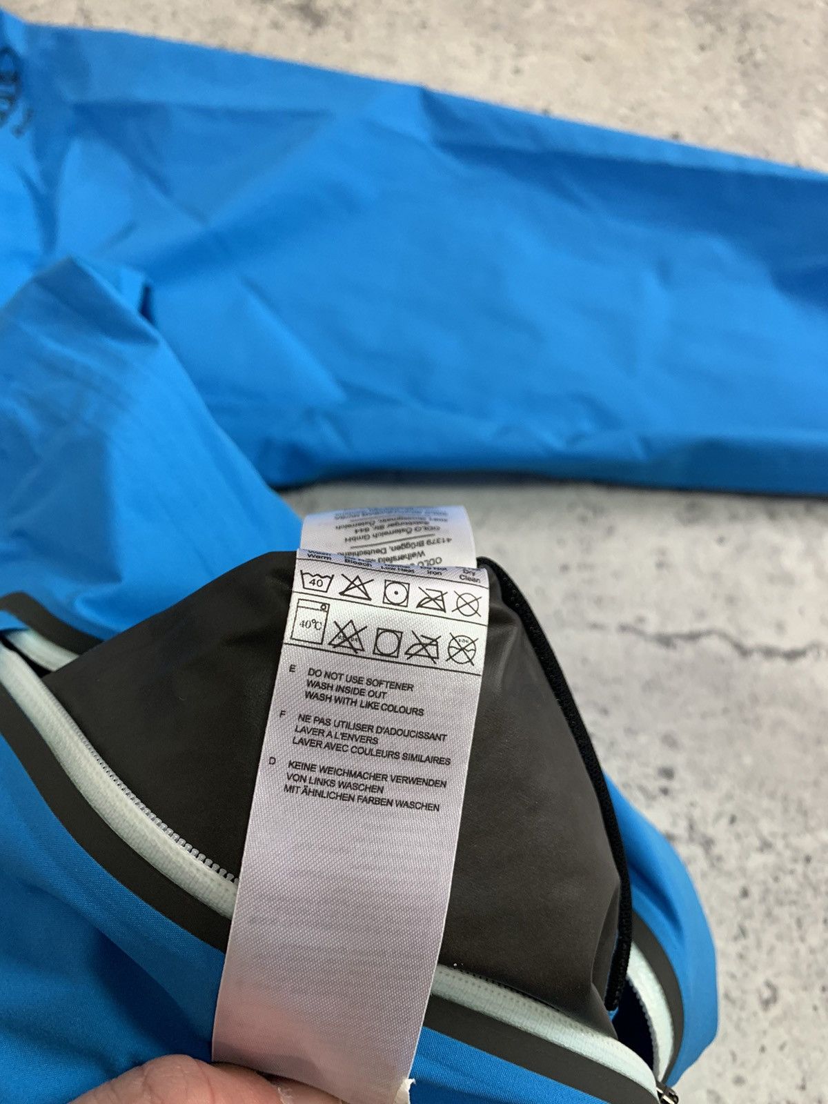 Goretex × Odlo Odlo Swissski Gore Tex Jacket Olympic Team Switzerland Size US M / EU 48-50 / 2 - 8 Thumbnail