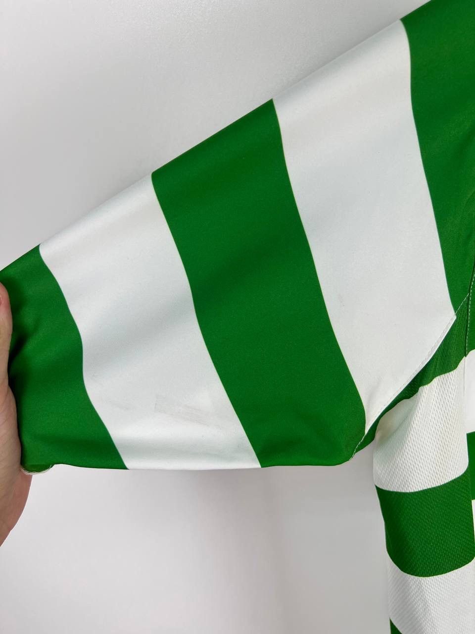 Other Celtic Nike total 90 jersey t-shirts size L Size US L / EU 52-54 / 3 - 9 Thumbnail