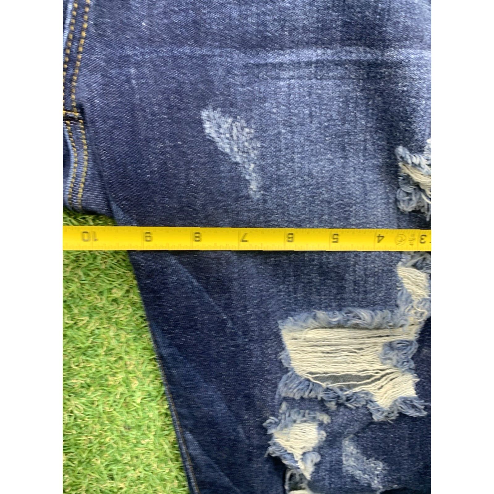 Vintage Judy Blue Jeans Womens 15/32 Skinny Fit JB82210DK Distressed Raw Hem Dark Wash Size 36" / US 14 / IT 50 - 7 Thumbnail
