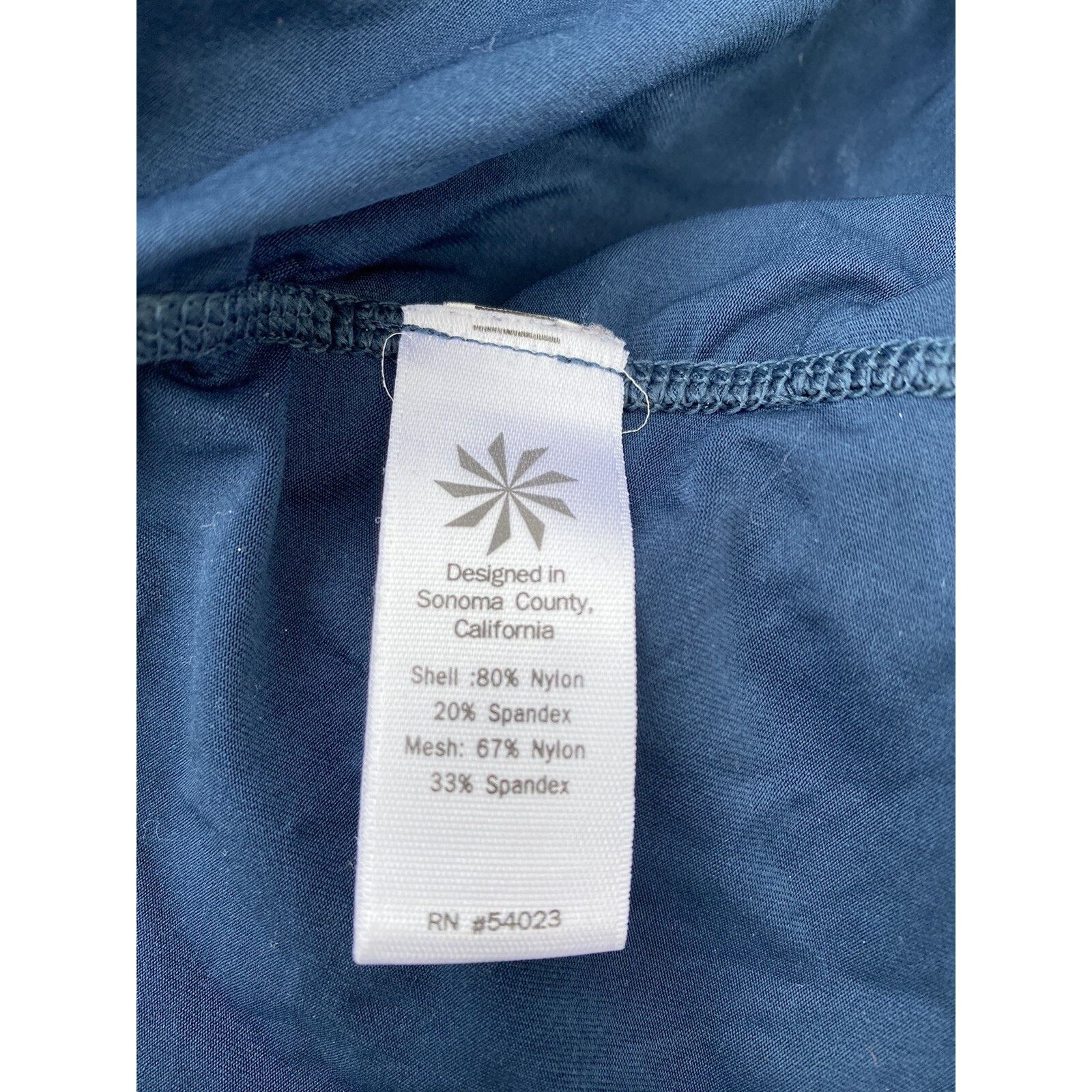 Athleta Athleta top women navy blue size XL sport made A000238 Size XL / US 12-14 / IT 48-50 - 8 Thumbnail