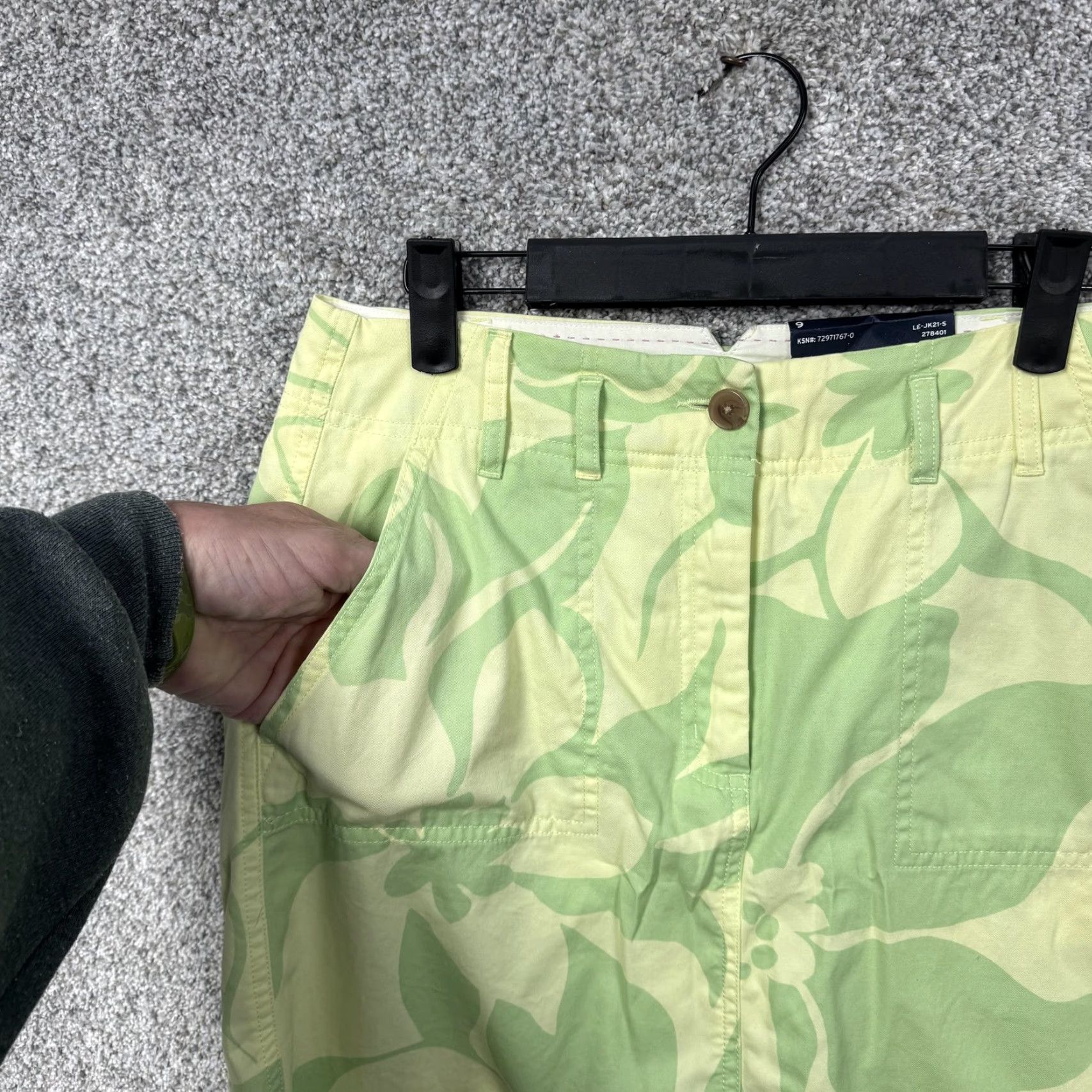 Lands' End Lands' End Chino Skort 6 Green Floral Weekend Pockets Casual Utility Twill Cotton Knee Length Women Womens Size 28" / US 6 / IT 42 - 4 Thumbnail