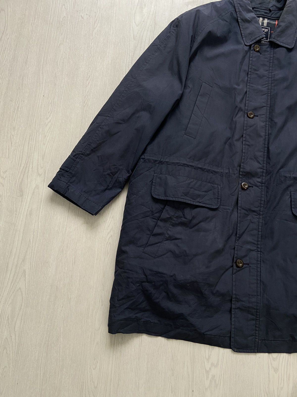 Burberry × Vintage Vintage Burberry’s Nova Checked Trench Coat Jacket Size US XL / EU 56 / 4 - 4 Thumbnail