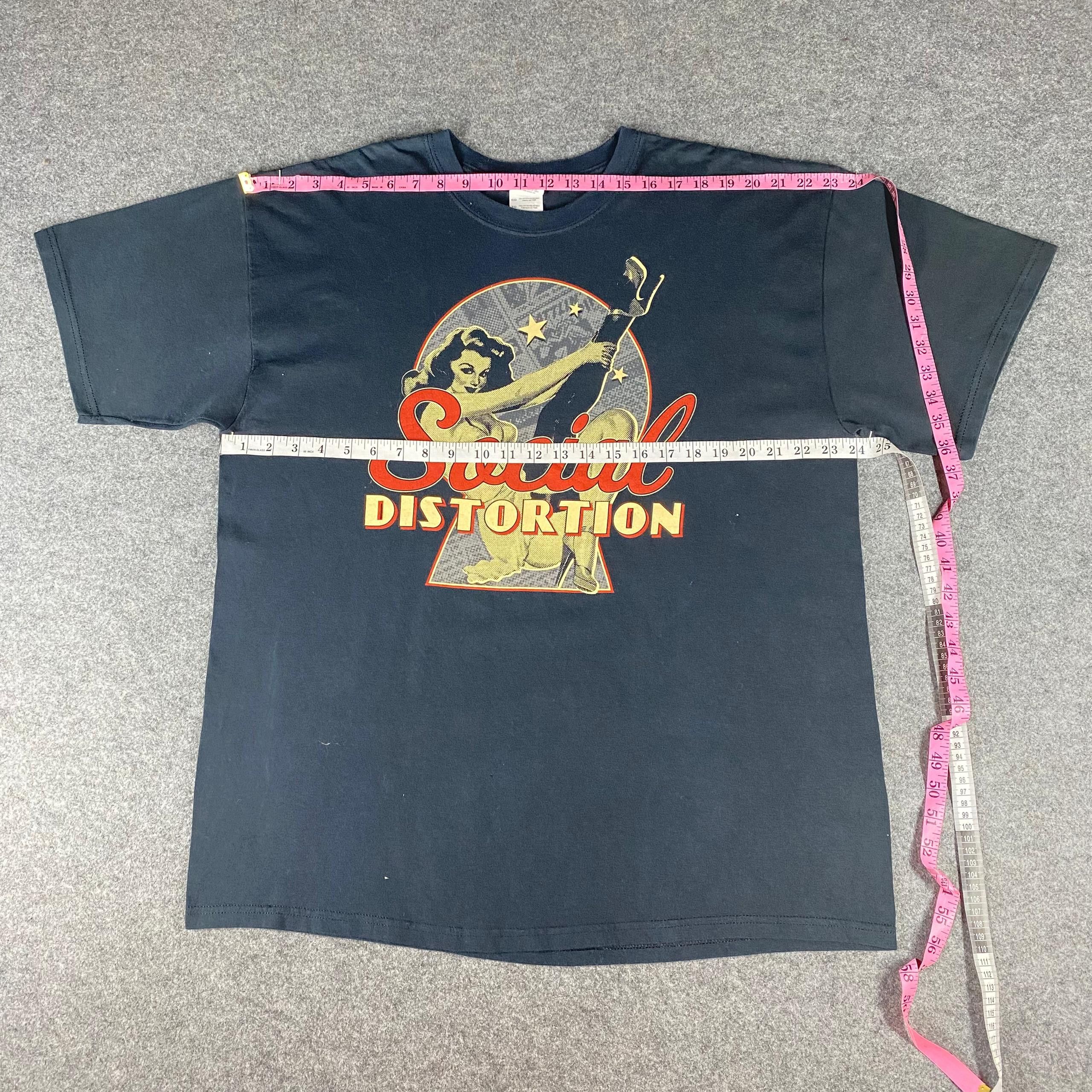 Band Tees Vintage Social Distortion Punk Band Tshirt Size US L / EU 52-54 / 3 - 4 Thumbnail