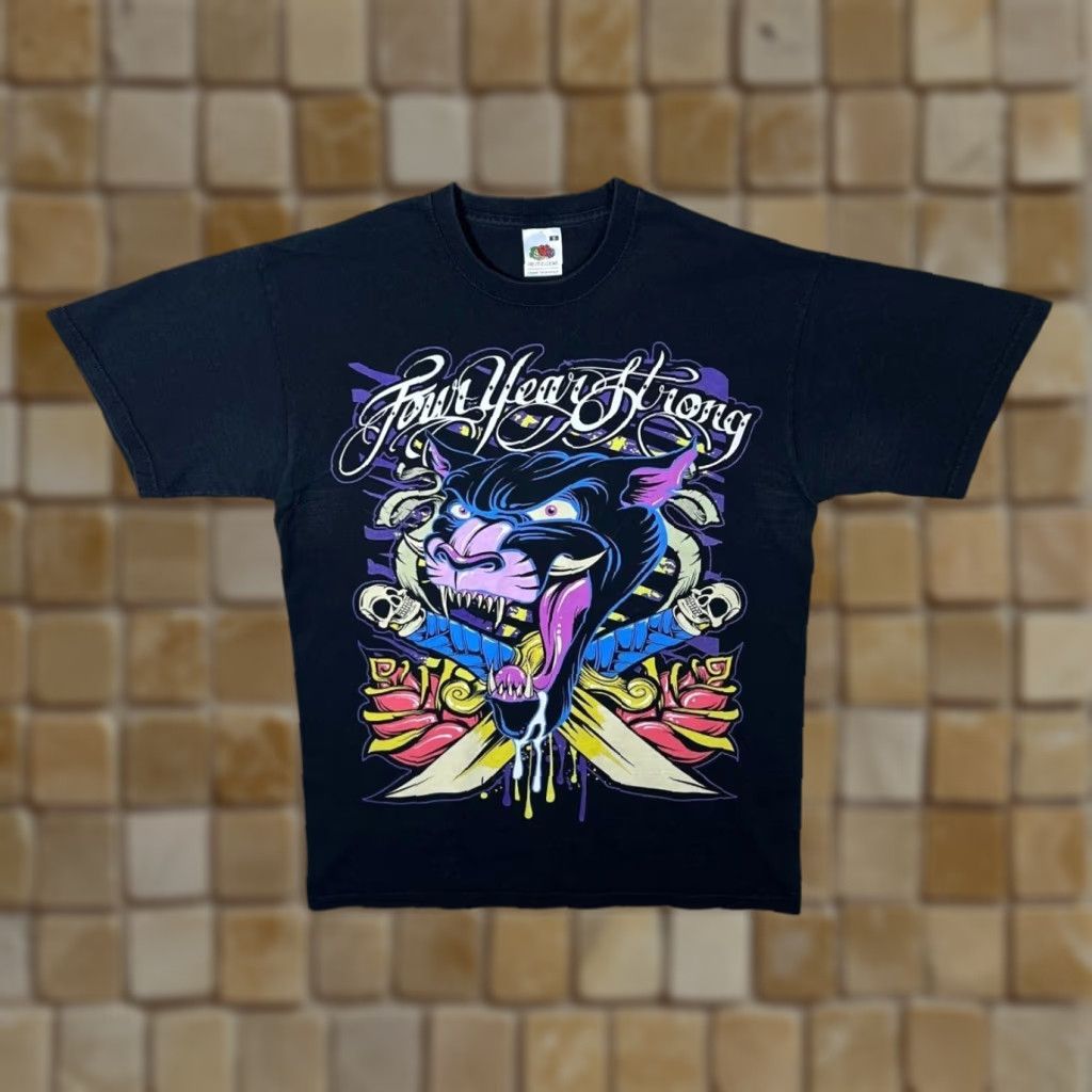 Fruit Of The Loom Four Years Strong Graphic Melodic Hardcore Pop Punk Band Black T-Shirt Small Mens Short Sleeve Cotton Logo Size US S / EU 44-46 / 1 - 1 Thumbnail