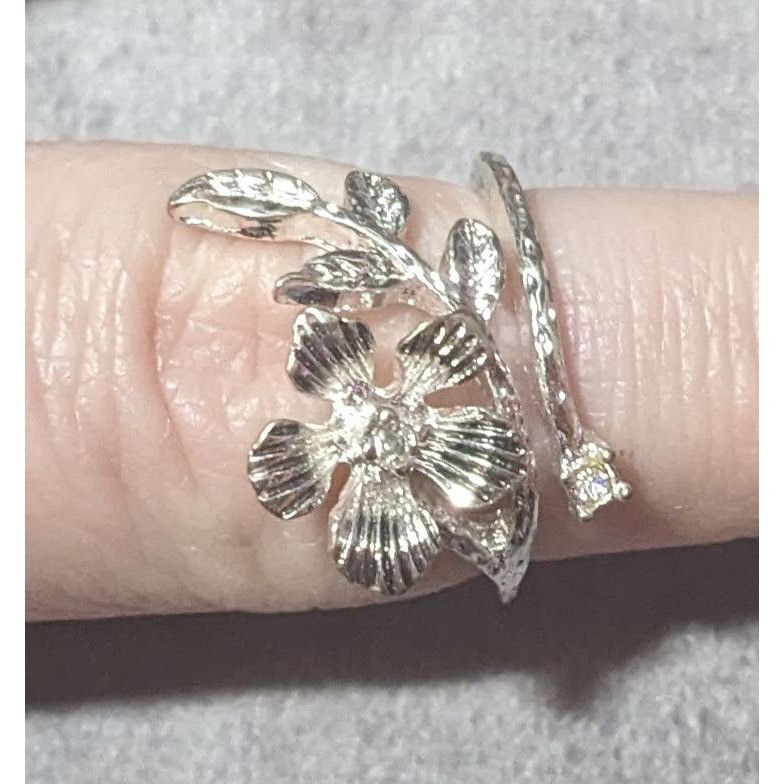 Other Floral Fairy Silver Tone Gemmed Ring Size 6 Size ONE SIZE - 5 Thumbnail