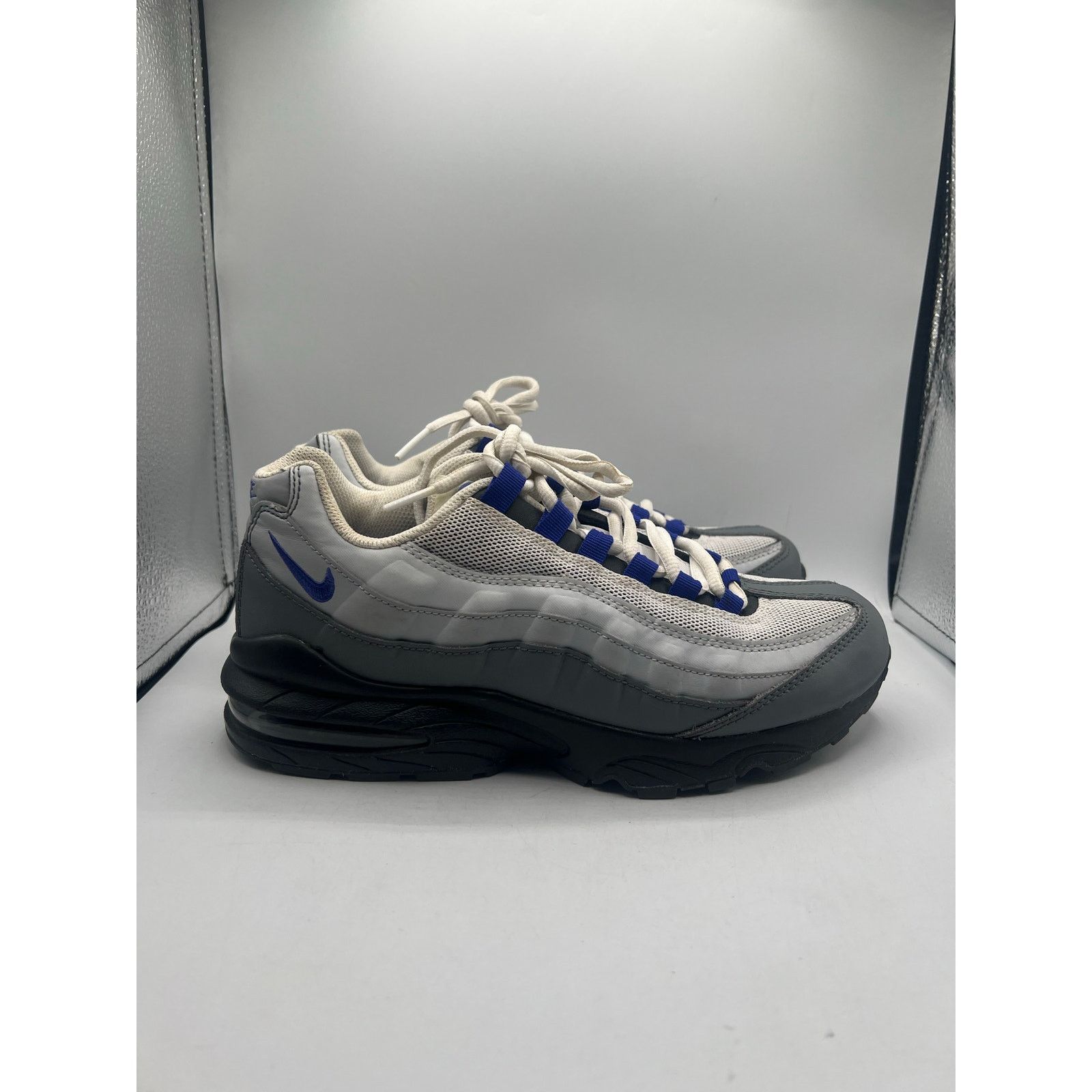 Nike Nike Air Max 95 GS “Anthracite” size 6.5Y used Size US 6.5 / EU 39-40 - 3 Thumbnail