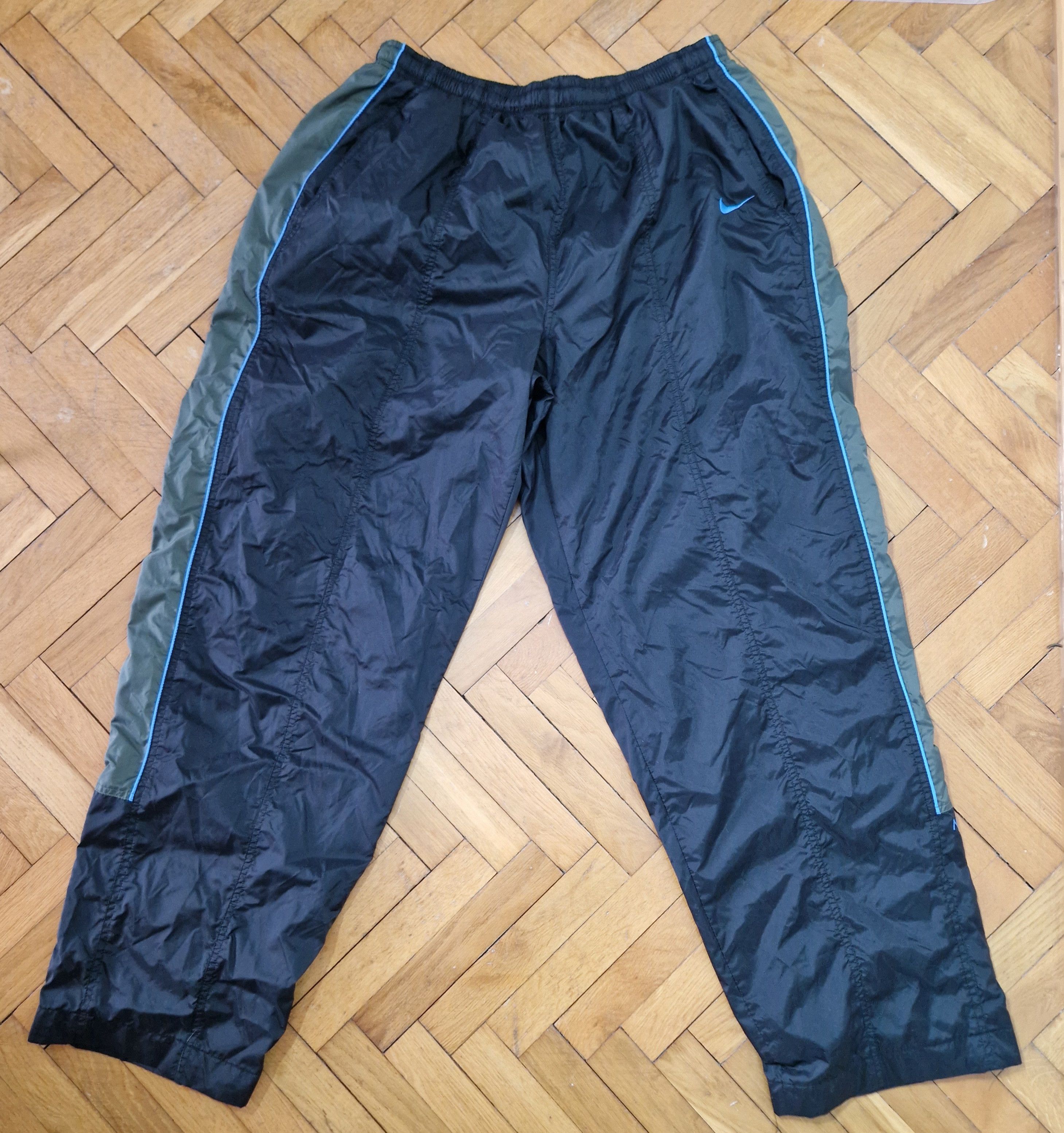 Nike Nike vintage 90s parachute track nylon pants Size US 40 / EU 56 - 1 Thumbnail