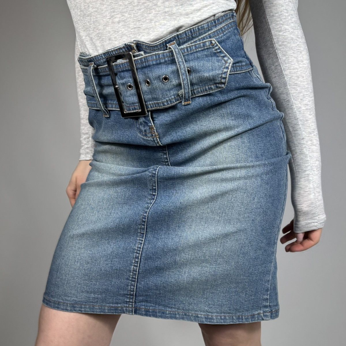 Playboy Vintage Y2K Playboy Denim Retro Sexy Midi Skirt + Belt Size 26" / US 2 / IT 38 - 4 Thumbnail