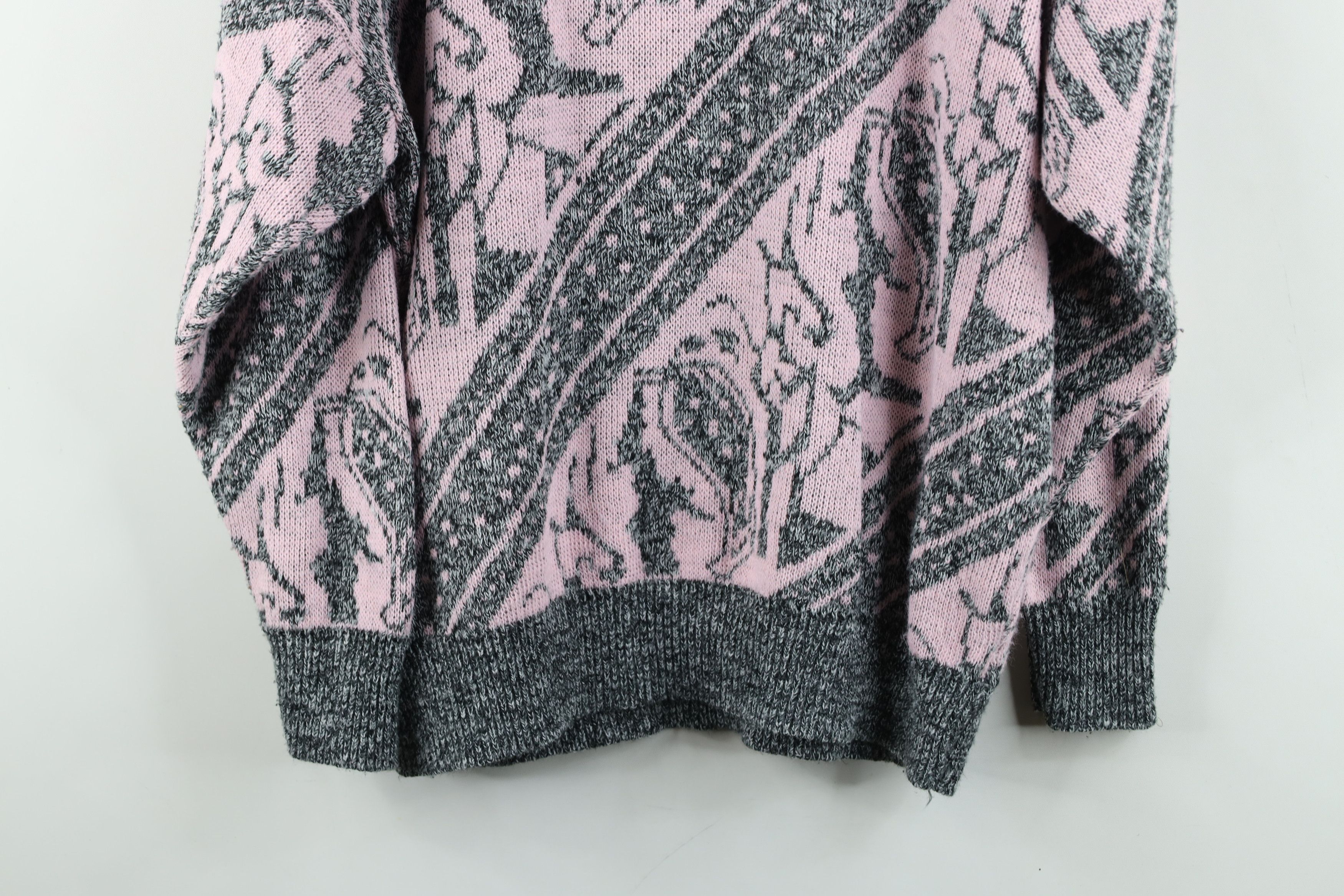 Vintage Vintage 90s Streetwear Paisley Geometric Knit Sweater USA Size L / US 10 / IT 46 - 13 Thumbnail
