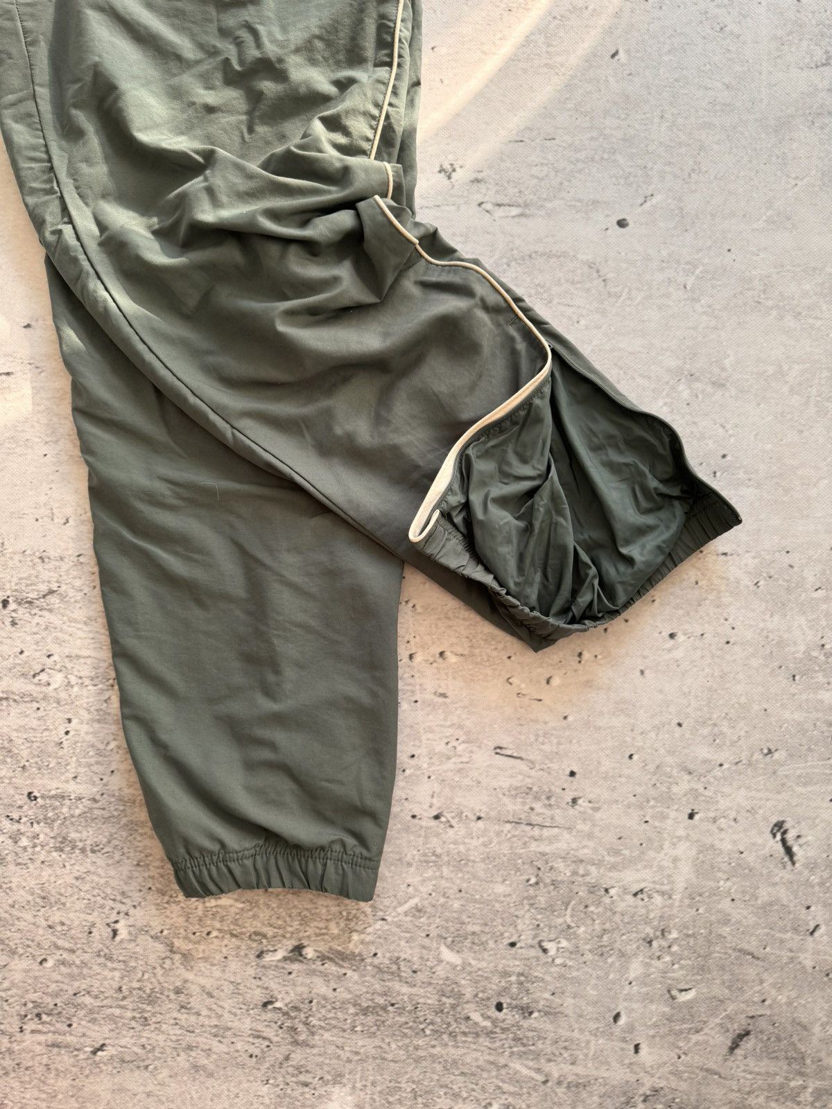 Nike × Vintage NIKE VINTAGE BASIC LOGO OVERSIZE BAGGY PANTS Size US 32 / EU 48 - 4 Thumbnail