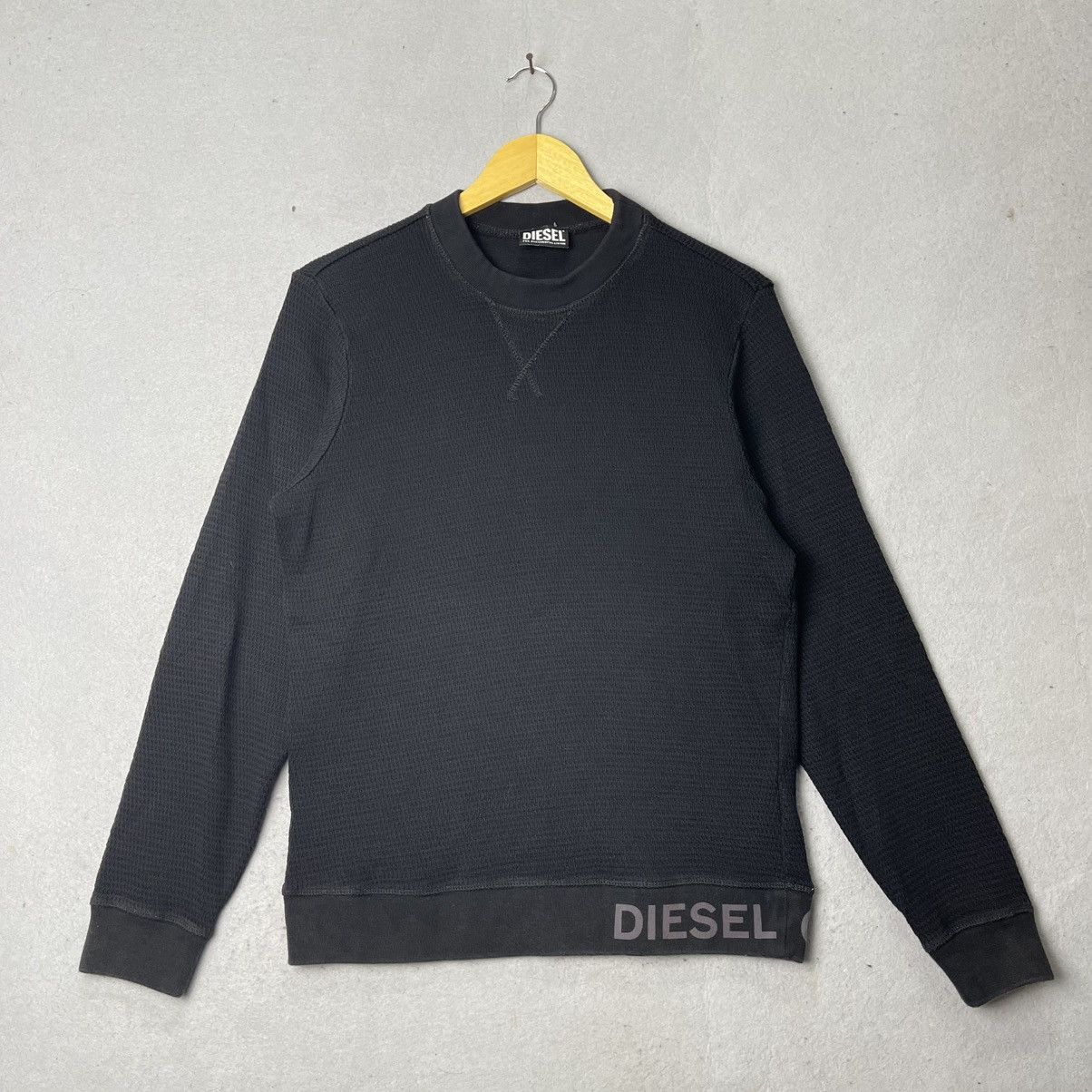 Diesel Diesel Textured Crewneck Sweatshirt “Only The Brave” Black Size US M / EU 48-50 / 2 - 1 Thumbnail