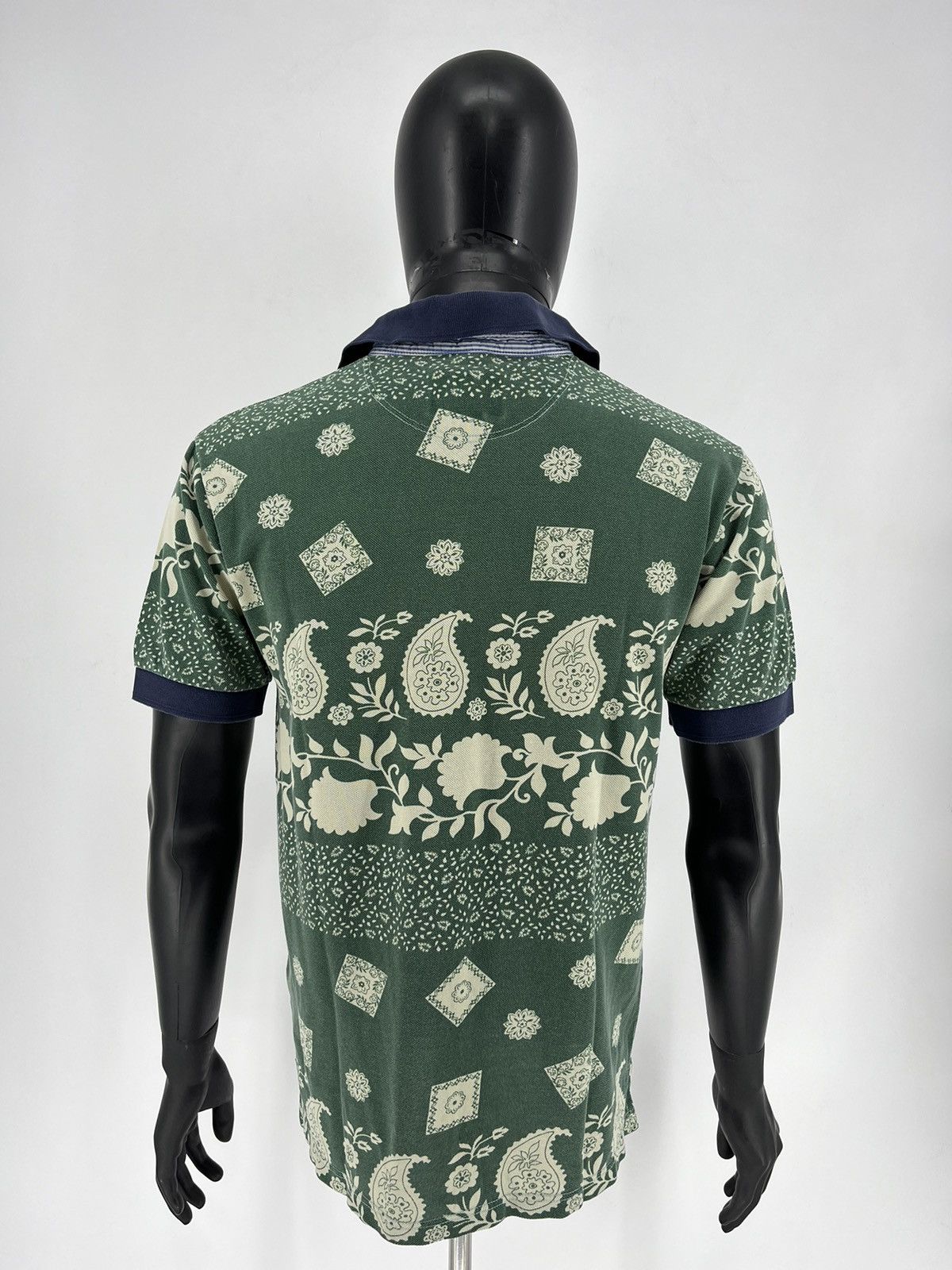 Vintage Vintage Johnny Lambs Milano polo Italy Paisley Size US M / EU 48-50 / 2 - 10 Thumbnail