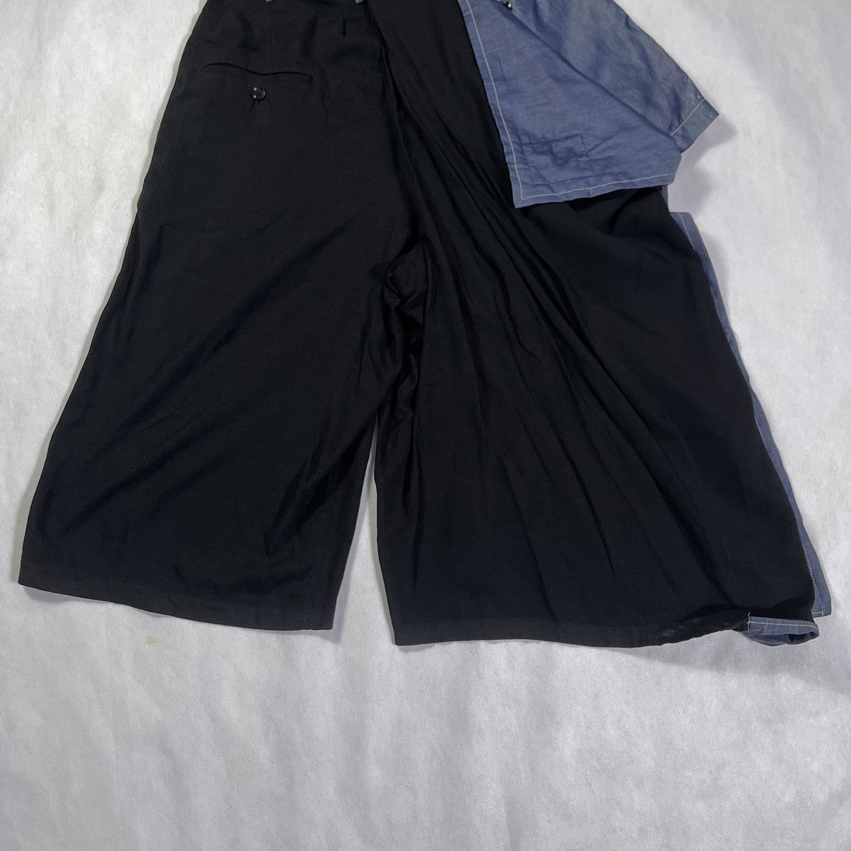 Yohji Yamamoto Rare! Yohji Yamamoto Split Denim Wide Asymmetrical Pant Size 28" / US 6 / IT 42 - 6 Thumbnail
