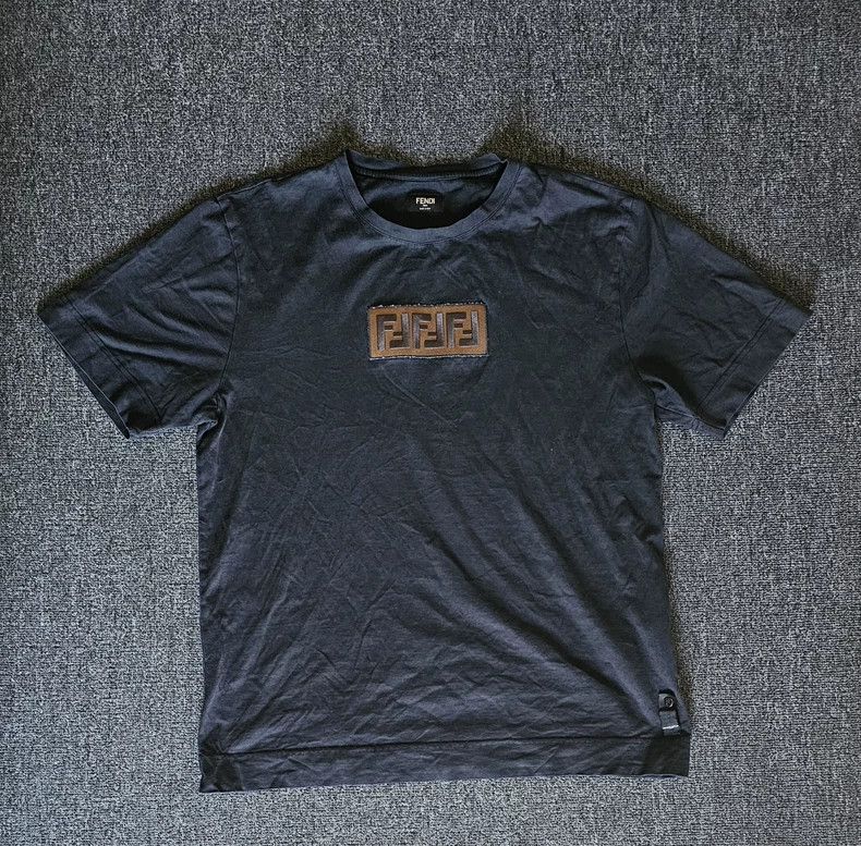 Fendi FENDI Old Flower T-shirt, short sleeves Size US M / EU 48-50 / 2 - 1 Thumbnail