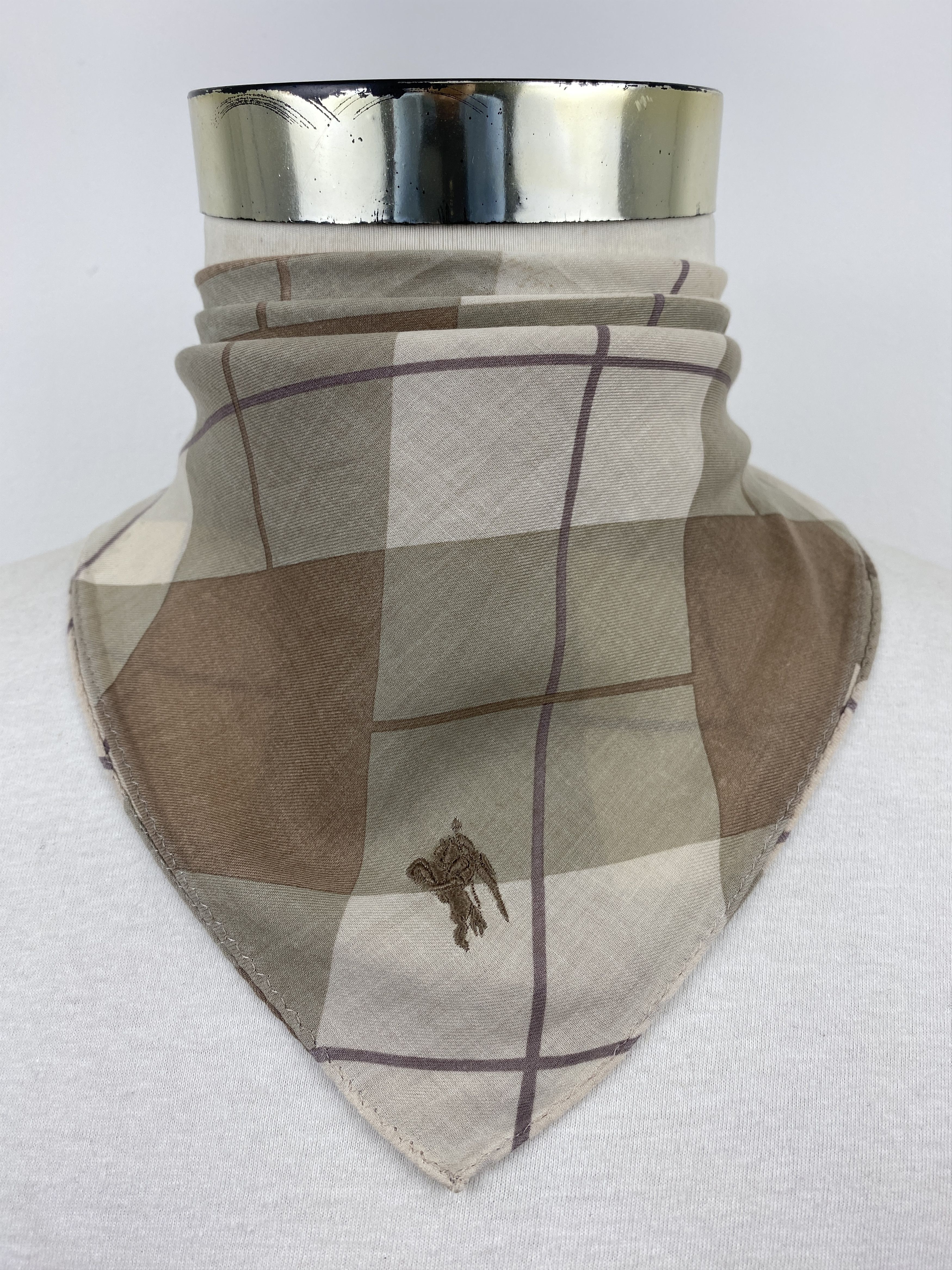 Burberry Burberry Handkerchief / Bandana / Neckerchief HKC0680 Size ONE SIZE - 1 Thumbnail