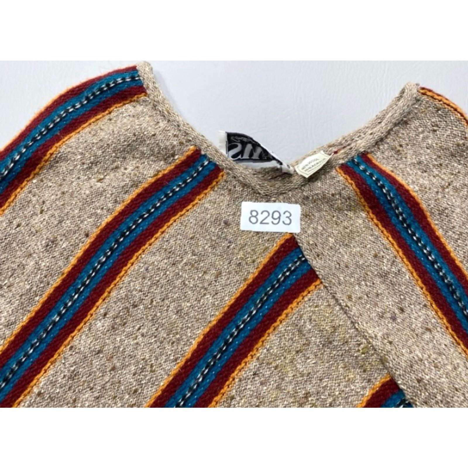 Vintage VINTAGE Vintage Poncho Sweater 60% Wool Womens Southwest Aztec Tassel Western Italy 8293 Size M / US 6-8 / IT 42-44 - 7 Thumbnail