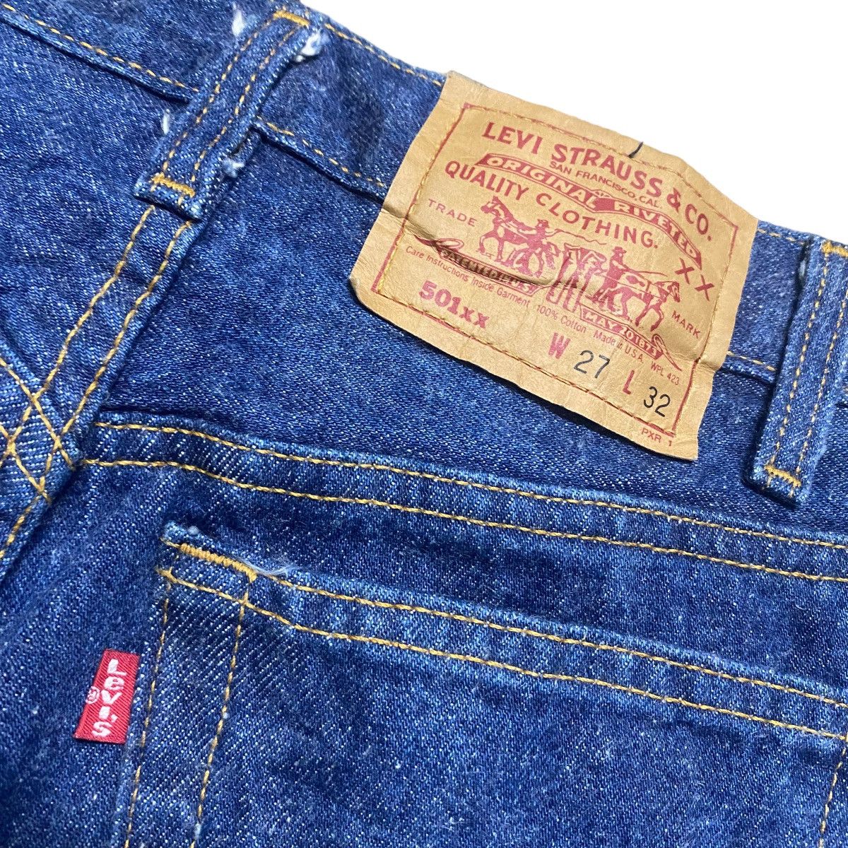 Levi's Vintage 80s Levis 501xx Dark Blue Jeans Size US 26 / EU 42 - 14 Thumbnail