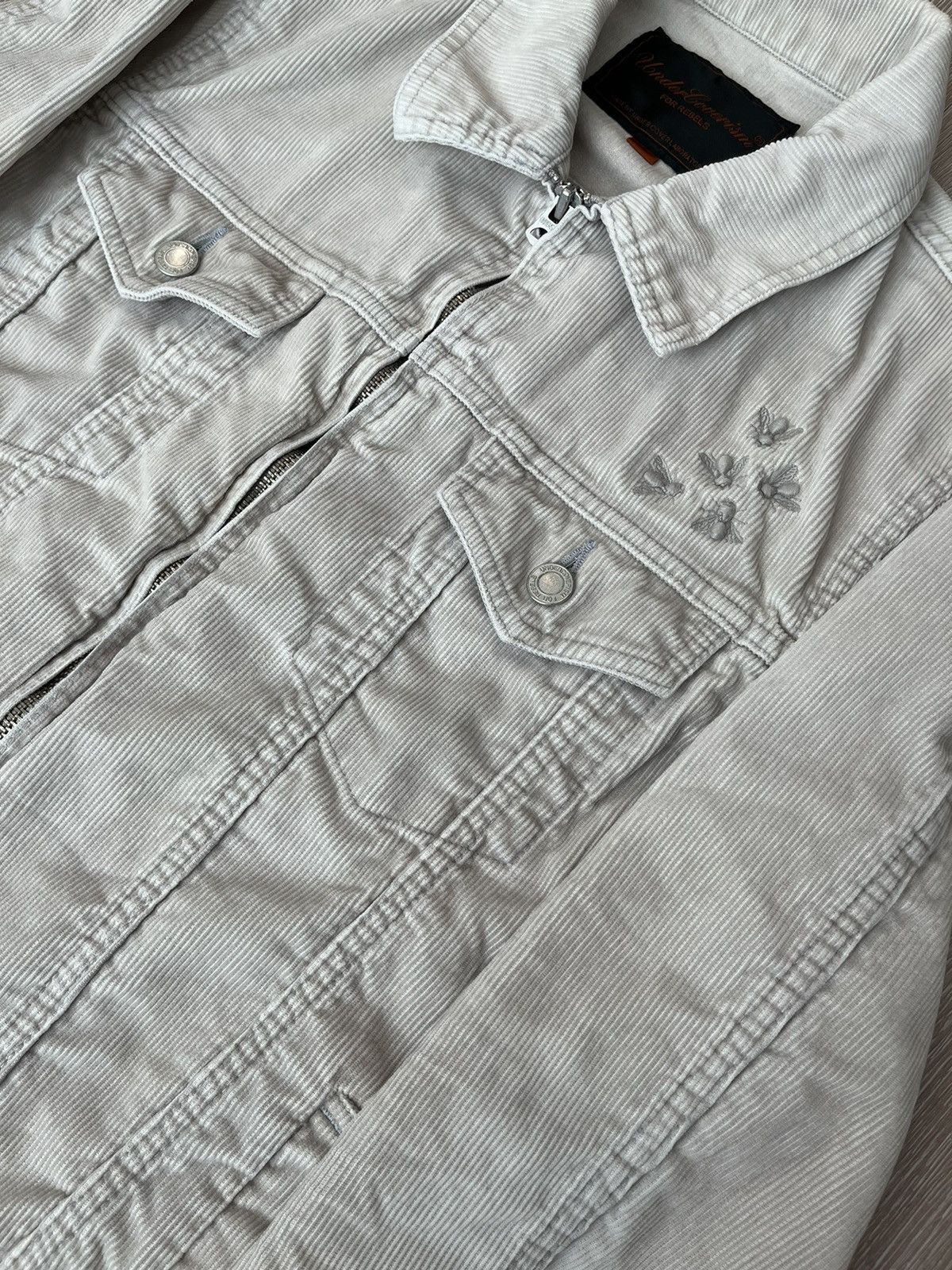 Undercover AW06 Undercover Guruguru White Corduroy Bug/Insect Jacket Size US M / EU 48-50 / 2 - 3 Thumbnail