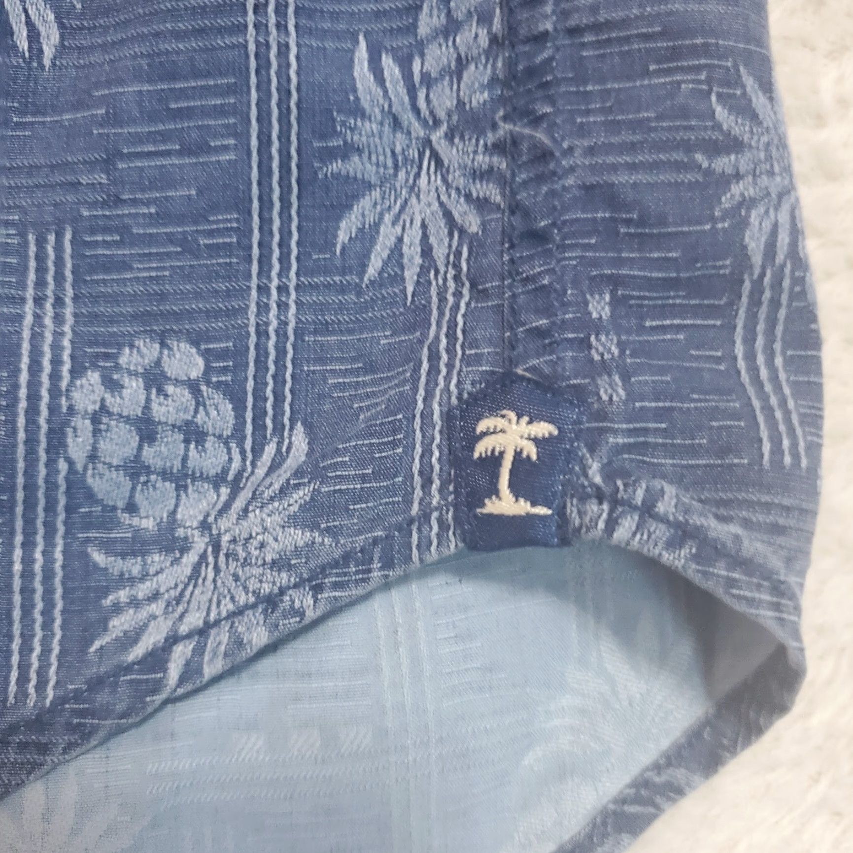 Tommy Bahama Tommy Bahama Silk Shirt Men L Blue Hawaiian Pineapple Long Sleeve Button Up Size US L / EU 52-54 / 3 - 6 Thumbnail