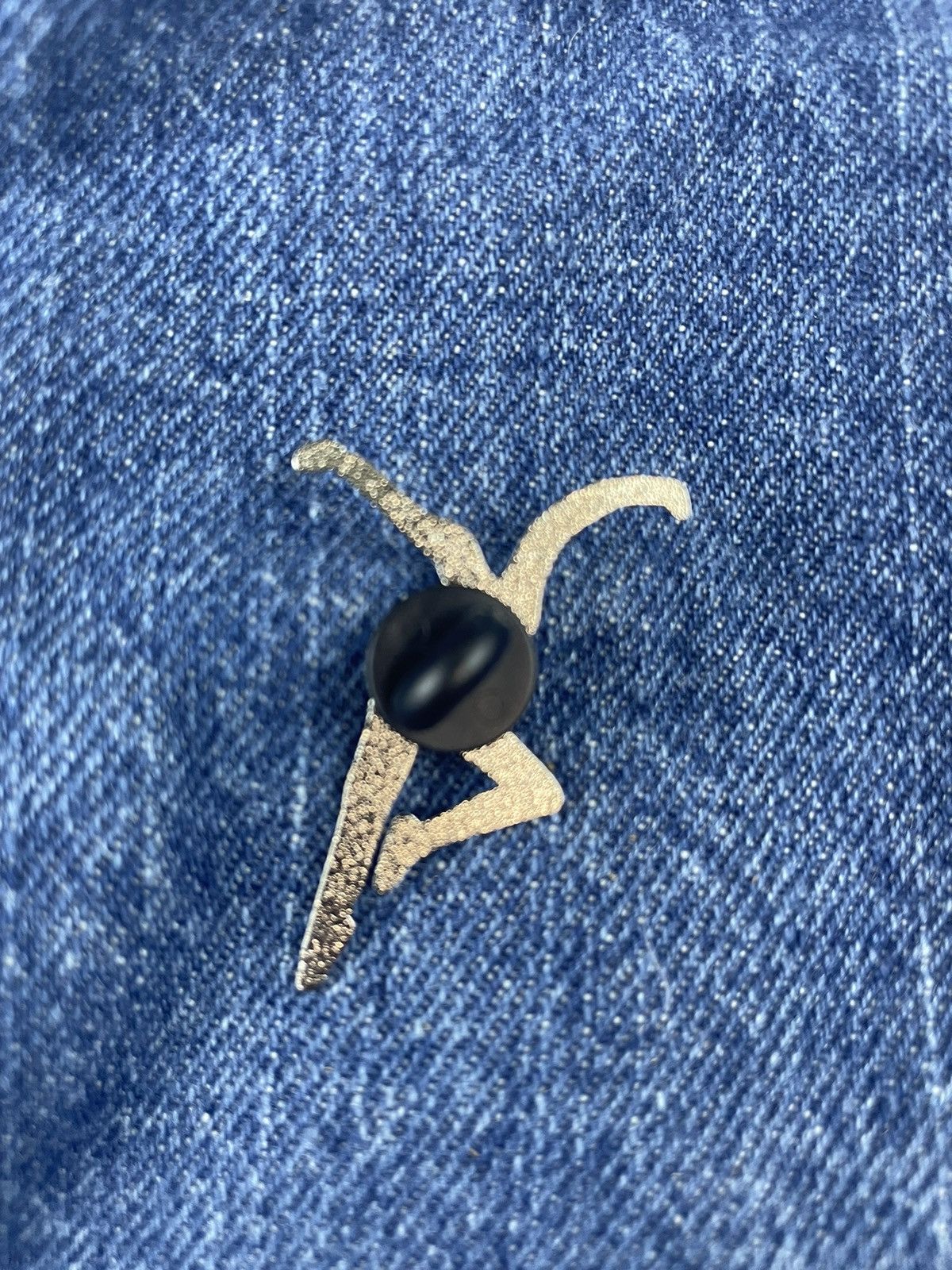 Other Dave Matthews Band Fire Dancer Pin Size ONE SIZE - 2 Thumbnail
